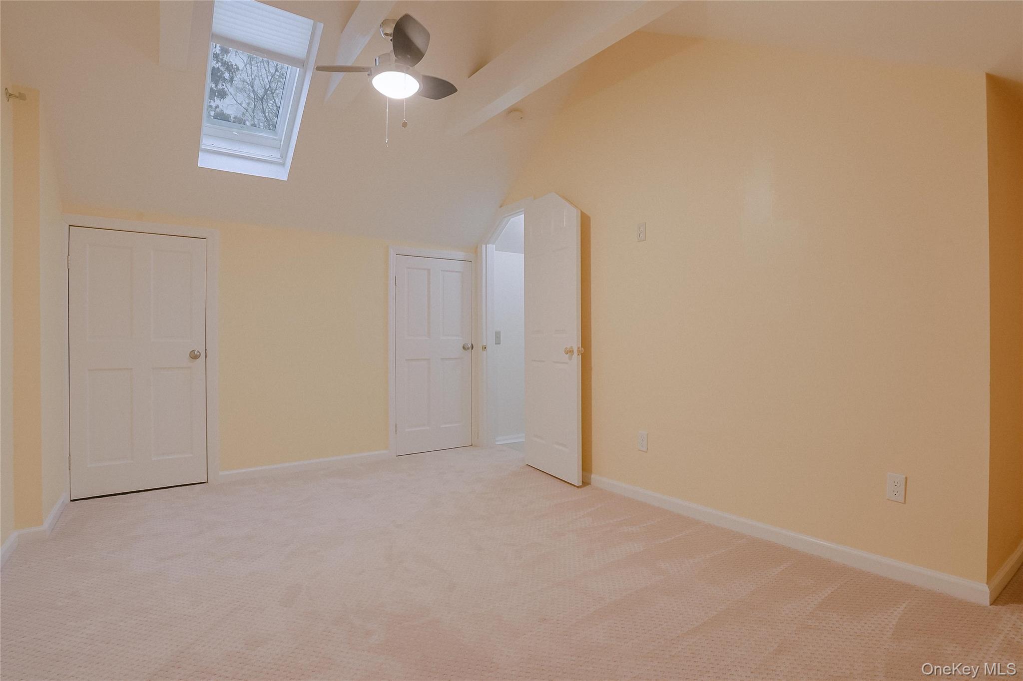 #5 photo, 203 Park Ridge Lane, White Plains , NY 10603