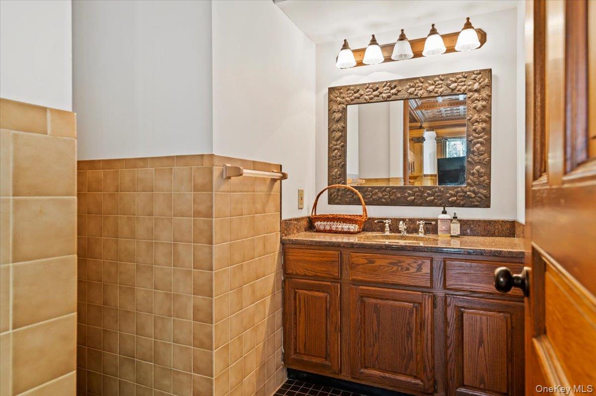 #15 photo, 605 North Broadway, 纽约州 Call Listing Agent , NY 12866