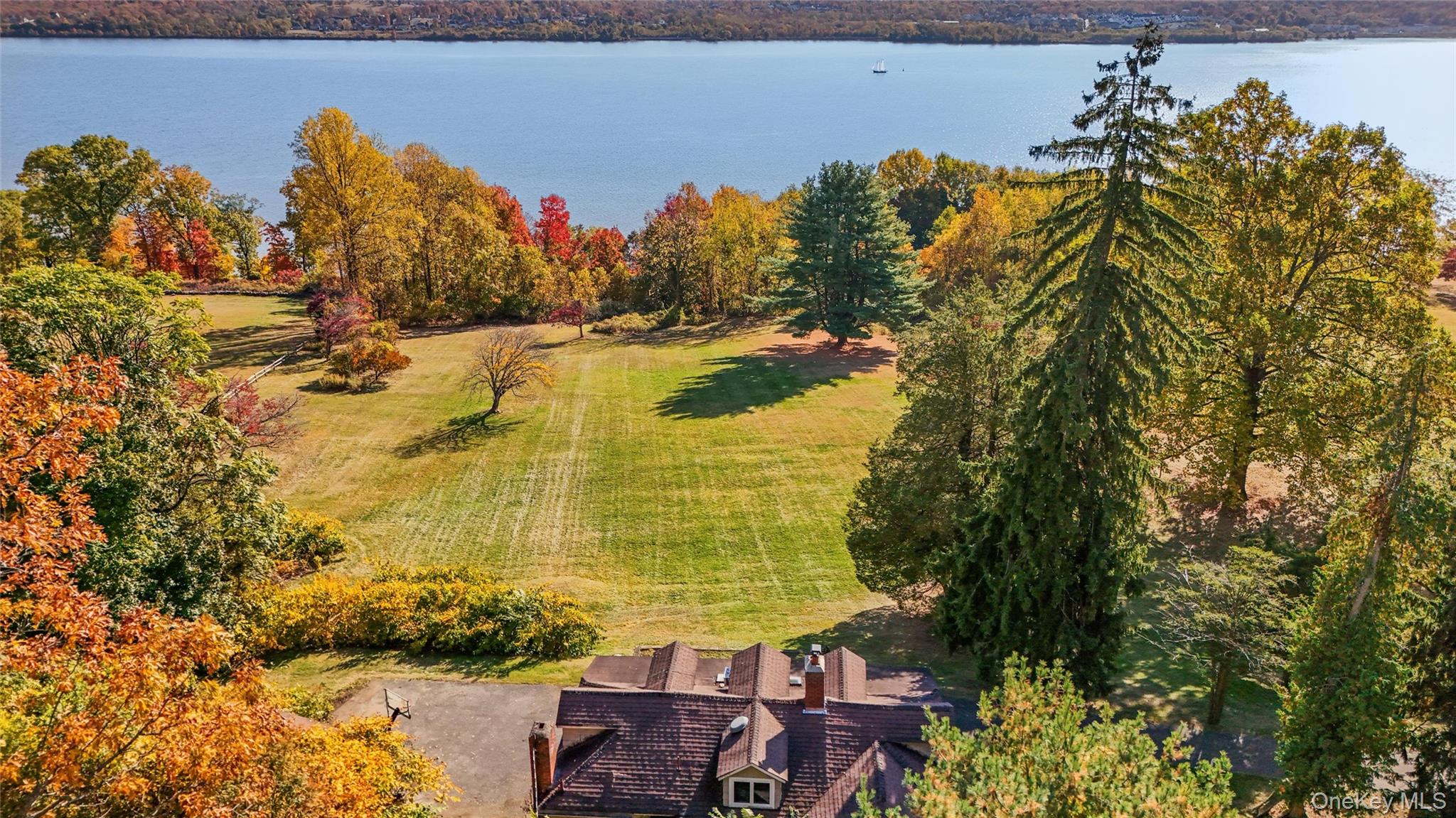 #4 photo, 602 River Road, Newburgh , NY 12550