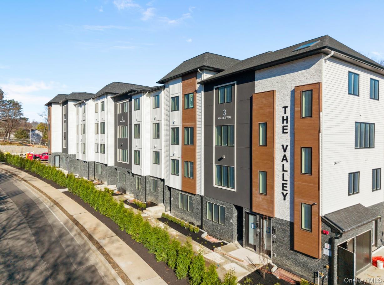 #1 photo, 5 Valley Way, Spring Valley , NY 10977