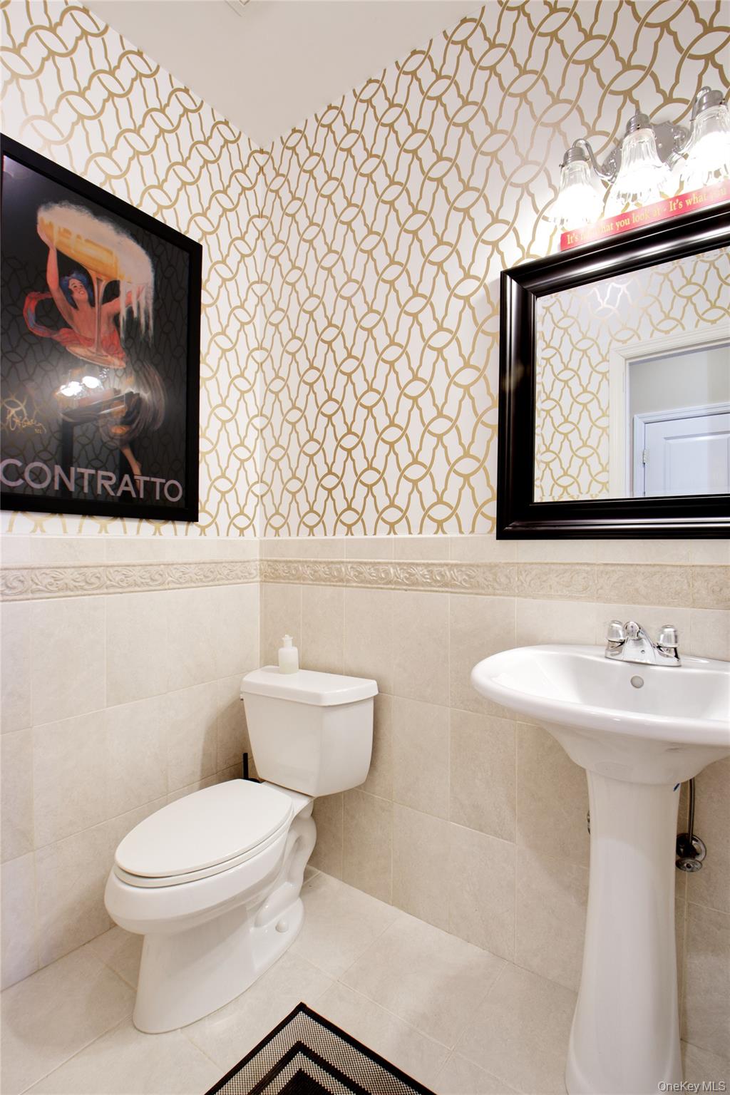 #12 photo, 42 Mora Court, Manhasset , NY 11030