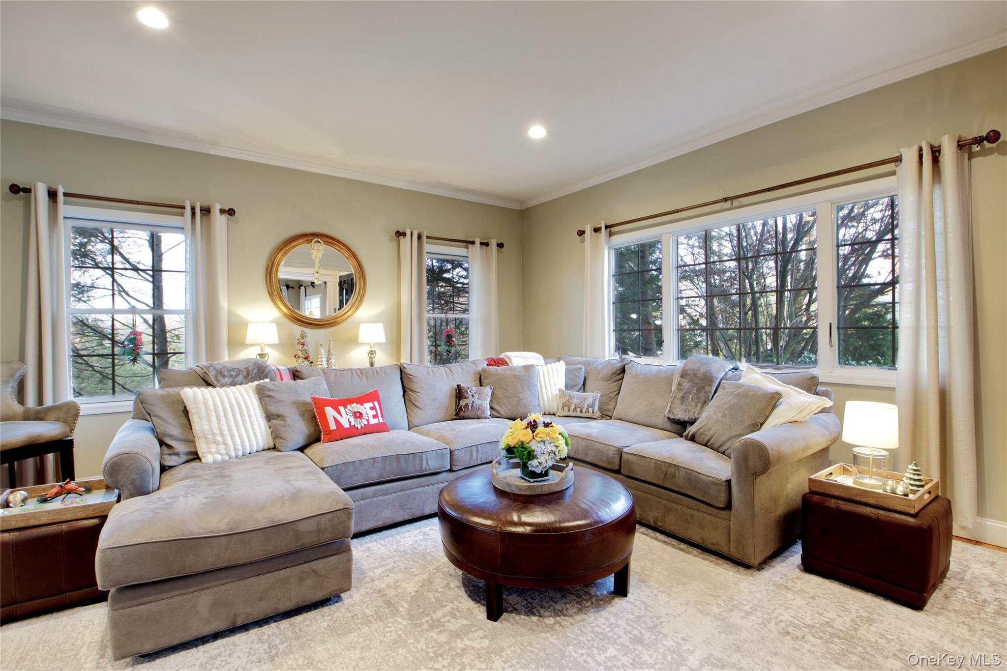 #5 photo, 42 Mora Court, Manhasset , NY 11030