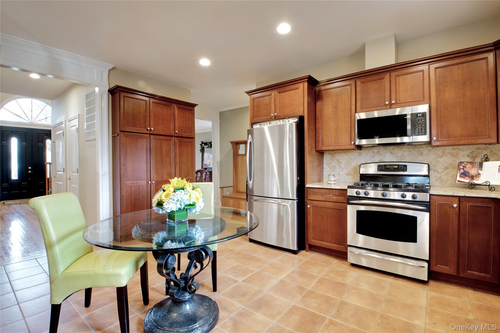 #9 photo, 42 Mora Court, Manhasset , NY 11030