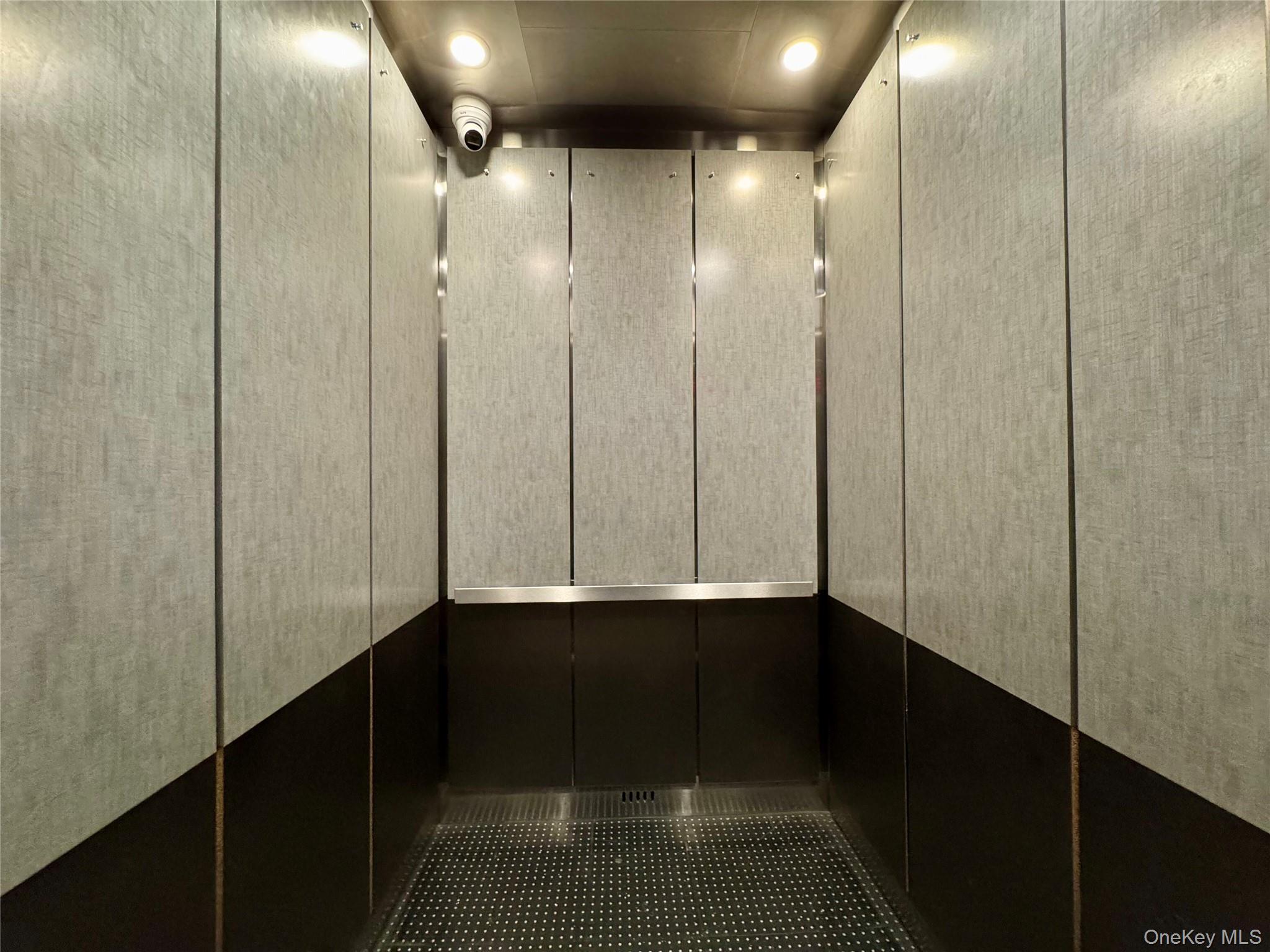 #5 photo, 83-64 Talbot Street, קווינס Kew Gardens , NY 11415