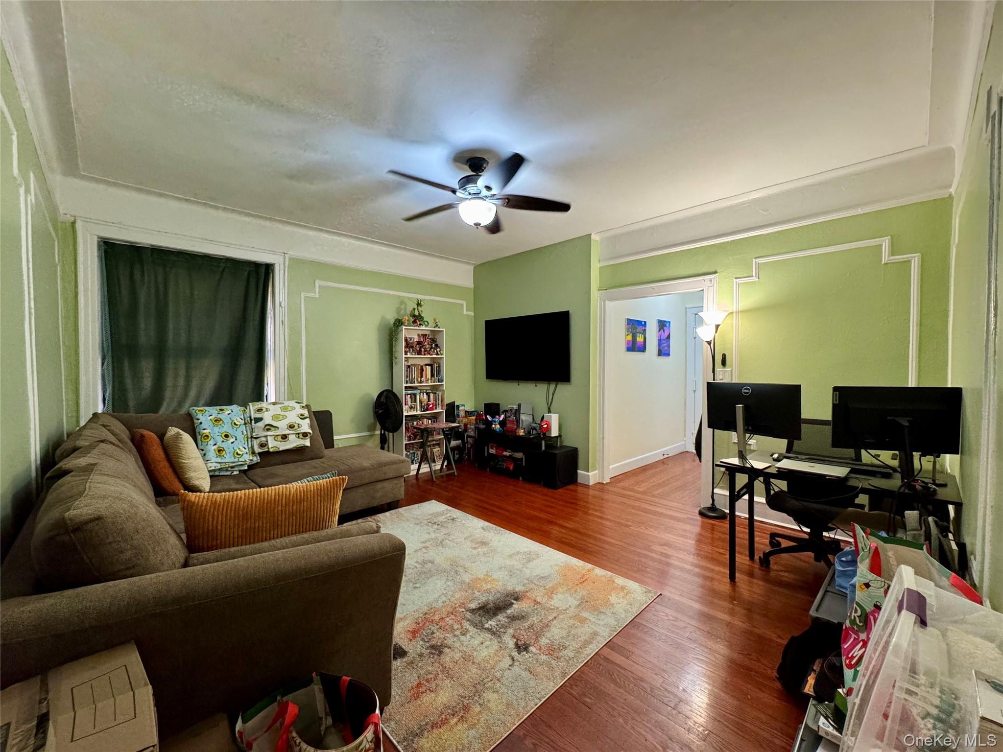 #9 photo, 83-64 Talbot Street, קווינס Kew Gardens , NY 11415