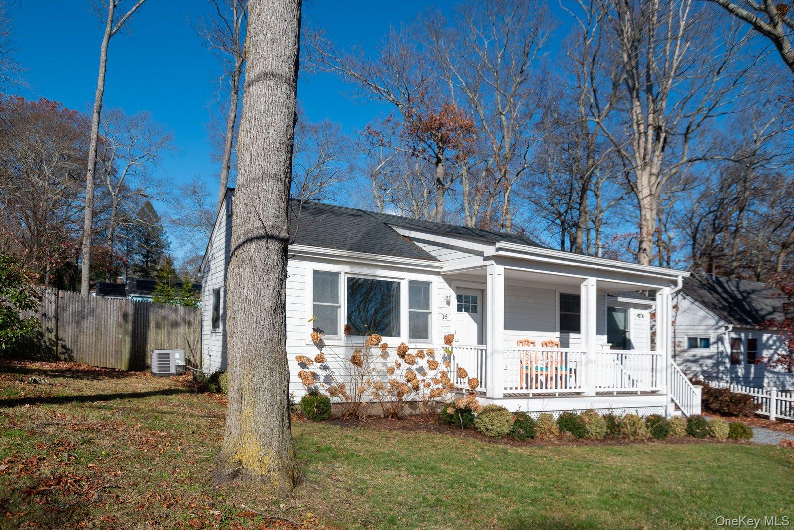 #10 photo, 16 Overbrook Street, سوفولك Riverhead , NY 11901