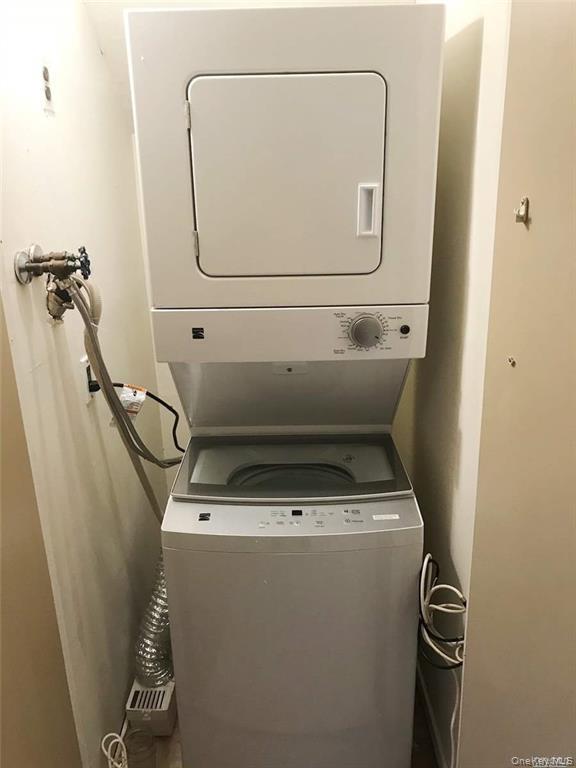 #14 photo, 130 S Middle Neck Road, Great Neck , NY 11021