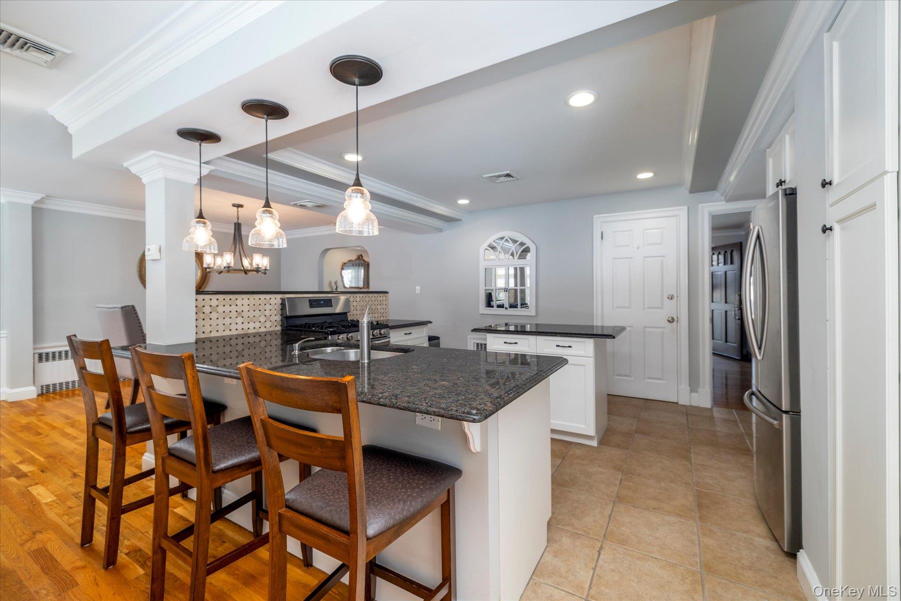 #11 photo, 122 Pine Street, 长岛 Rockville Centre , NY 11570