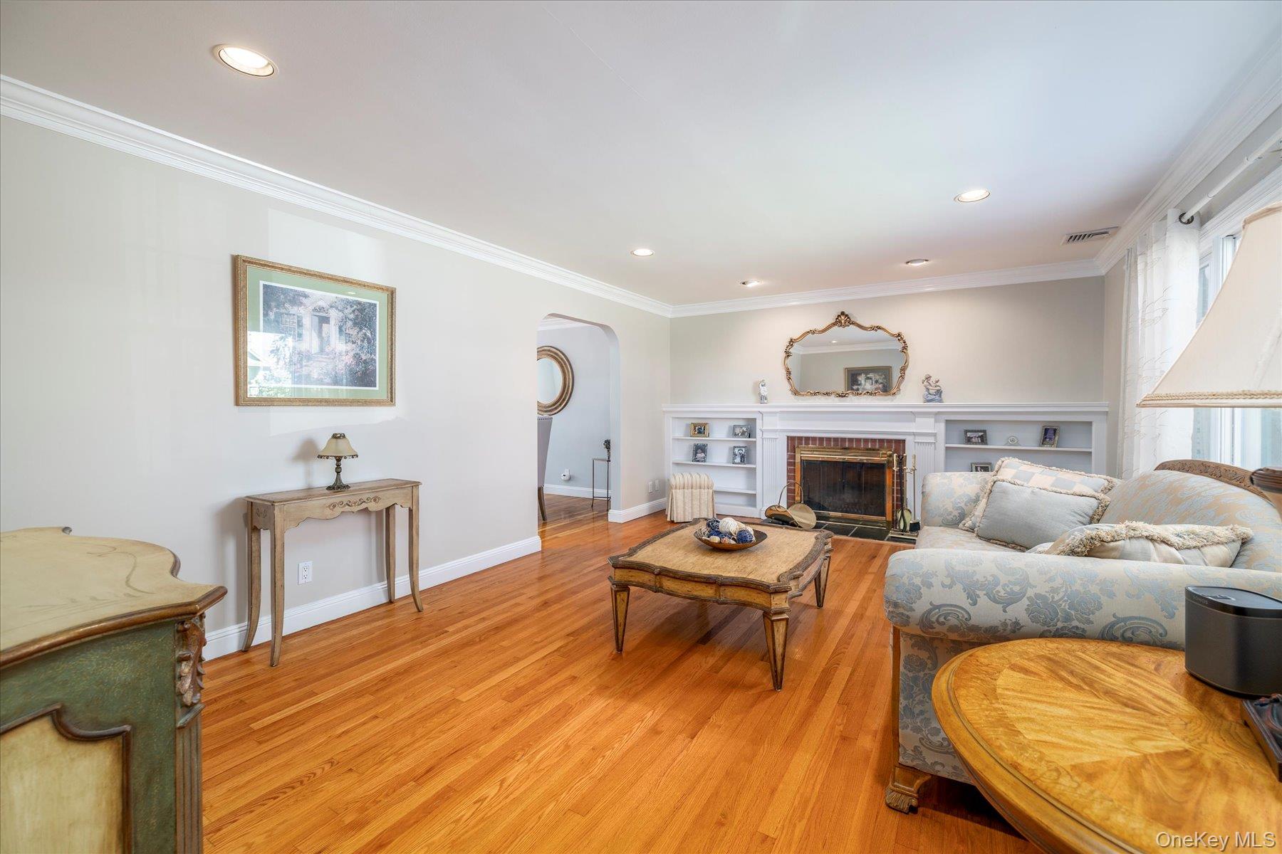 #9 photo, 122 Pine Street, 长岛 Rockville Centre , NY 11570