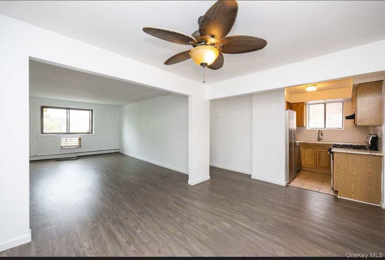 #4 photo, 541 Logan Avenue, 브롱크스 Bronx , NY 10465