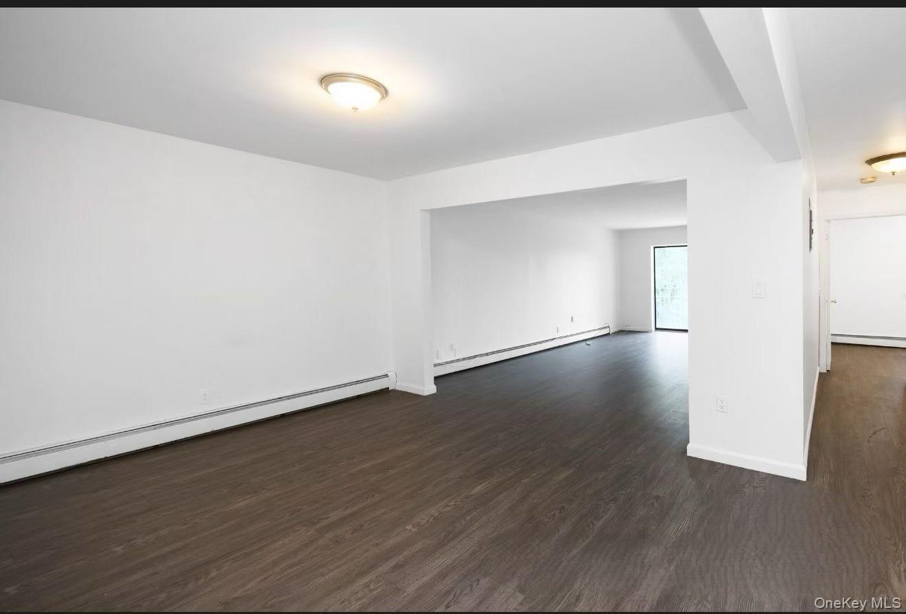 #6 photo, 541 Logan Avenue, 브롱크스 Bronx , NY 10465