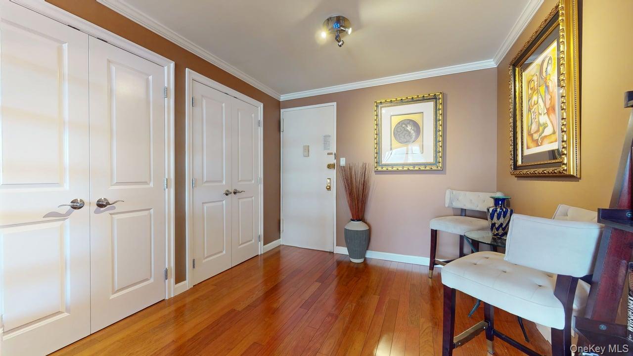 #4 photo, 118-17 Union Turnpike, Forest Hills , NY 11375