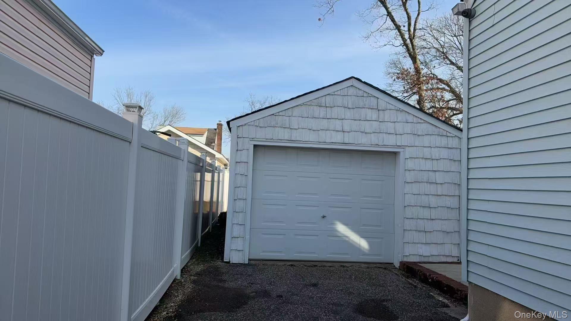 #19 photo, 69 Glenmore Avenue, מחוז נסאו Hempstead , NY 11550