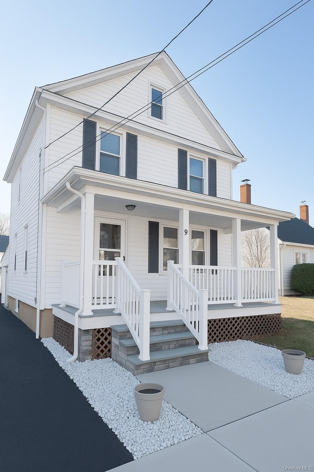 #1 photo, 9 Bagley Avenue, Albertson , NY 11507