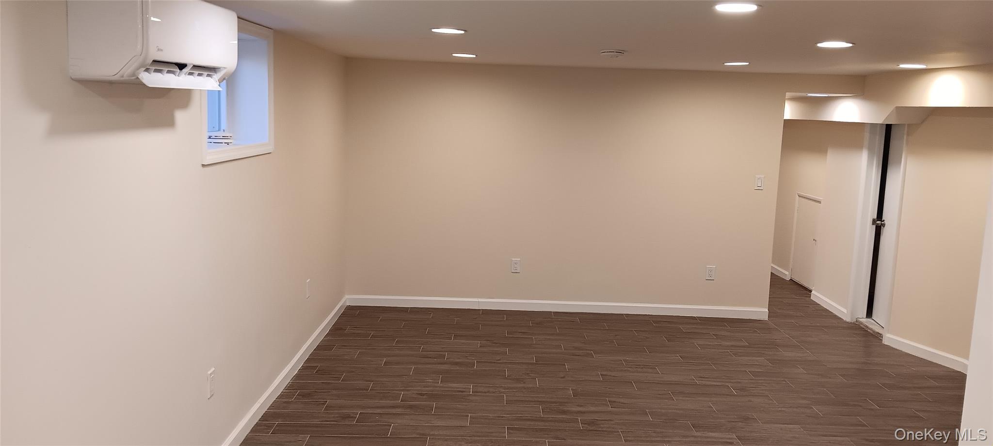 #11 photo, 14149 70th Road, Kew Garden Hills , NY 11367