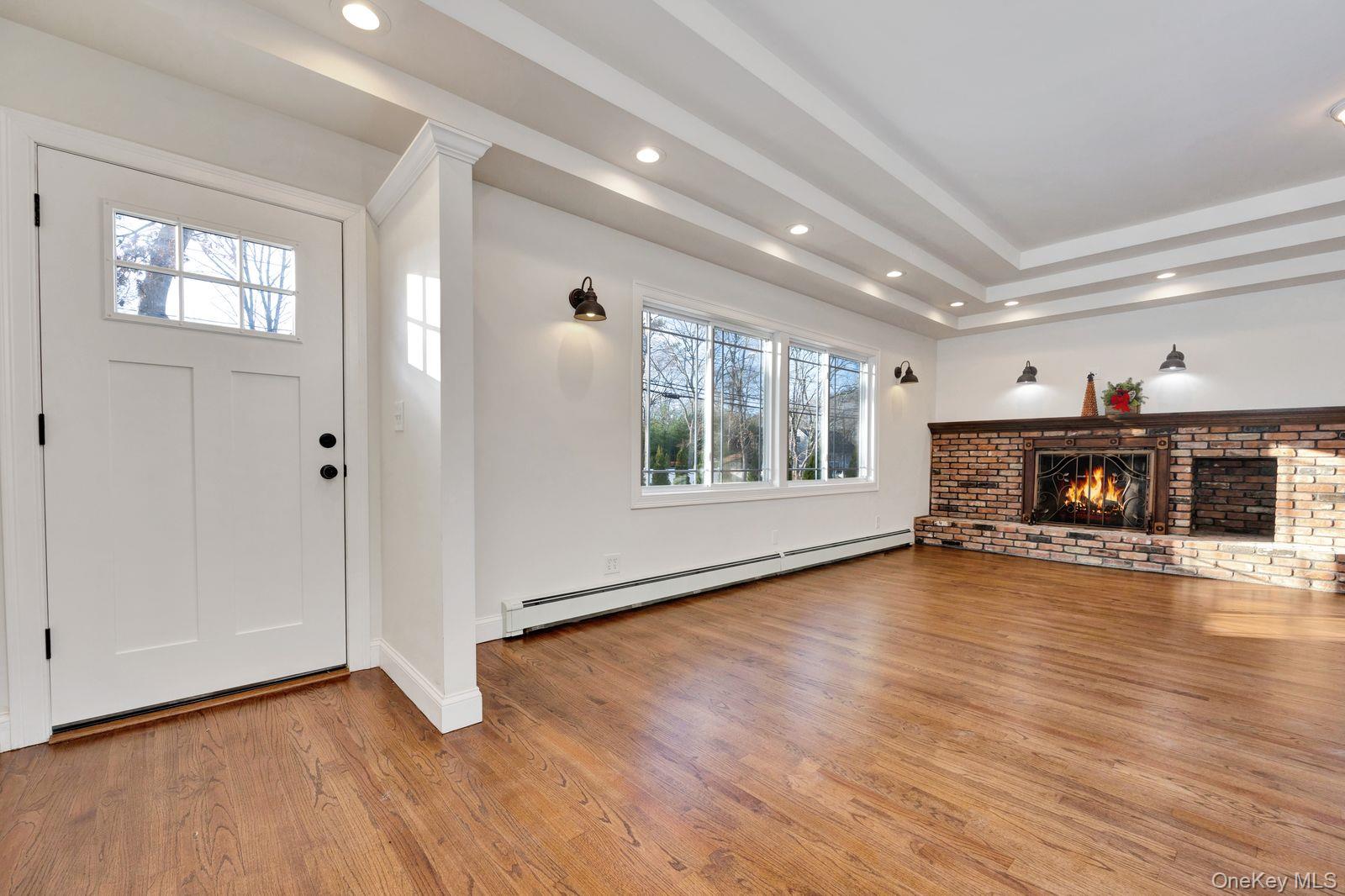 #12 photo, 259 Harrison Avenue, سوفولك Miller Place , NY 11764