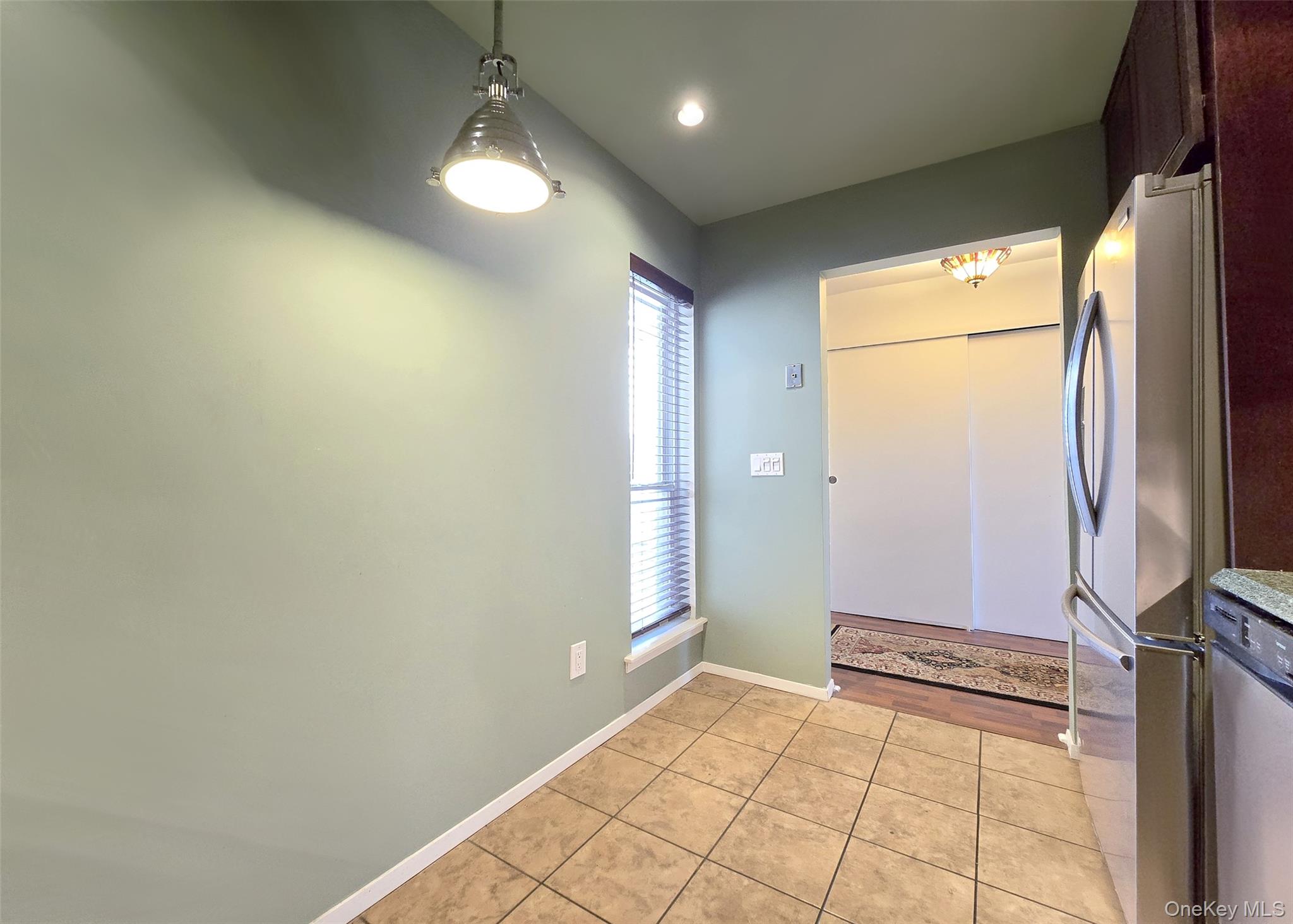 #11 photo, 47 Anchor Street, नासाउ काउंटी Freeport , NY 11520