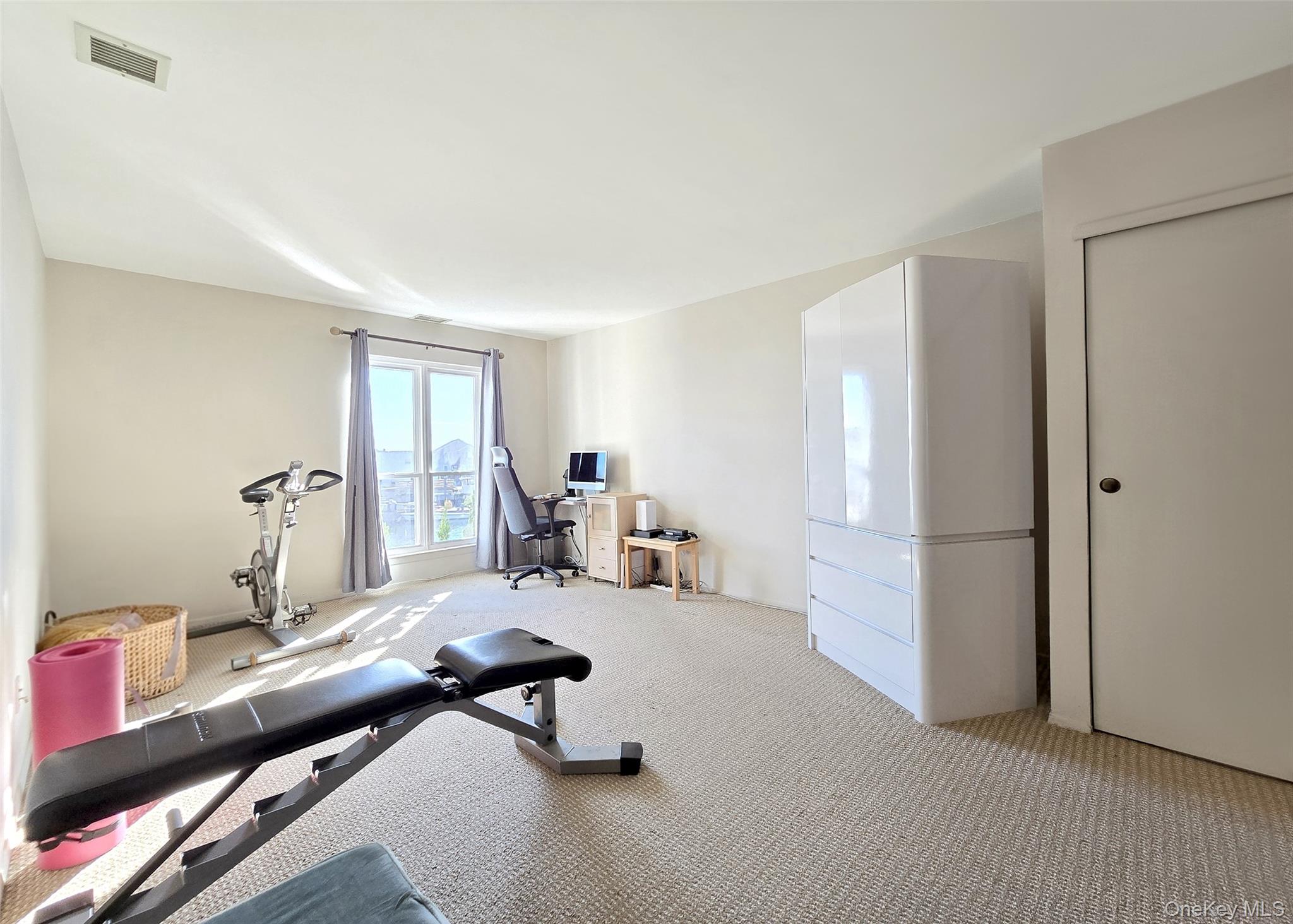 #12 photo, 47 Anchor Street, नासाउ काउंटी Freeport , NY 11520