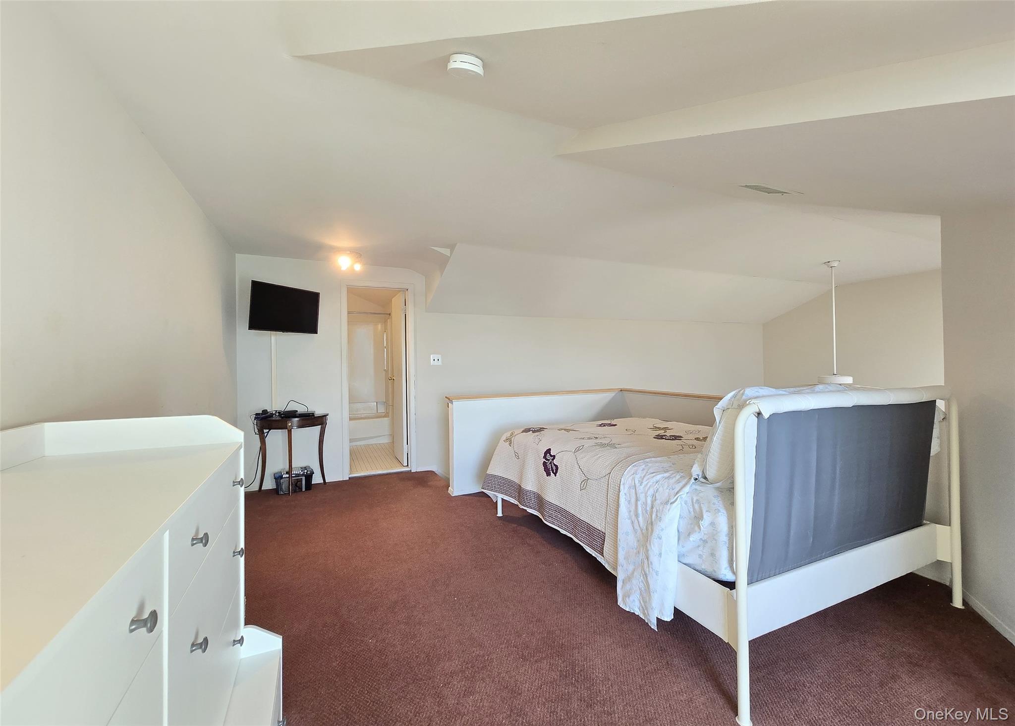 #17 photo, 47 Anchor Street, नासाउ काउंटी Freeport , NY 11520