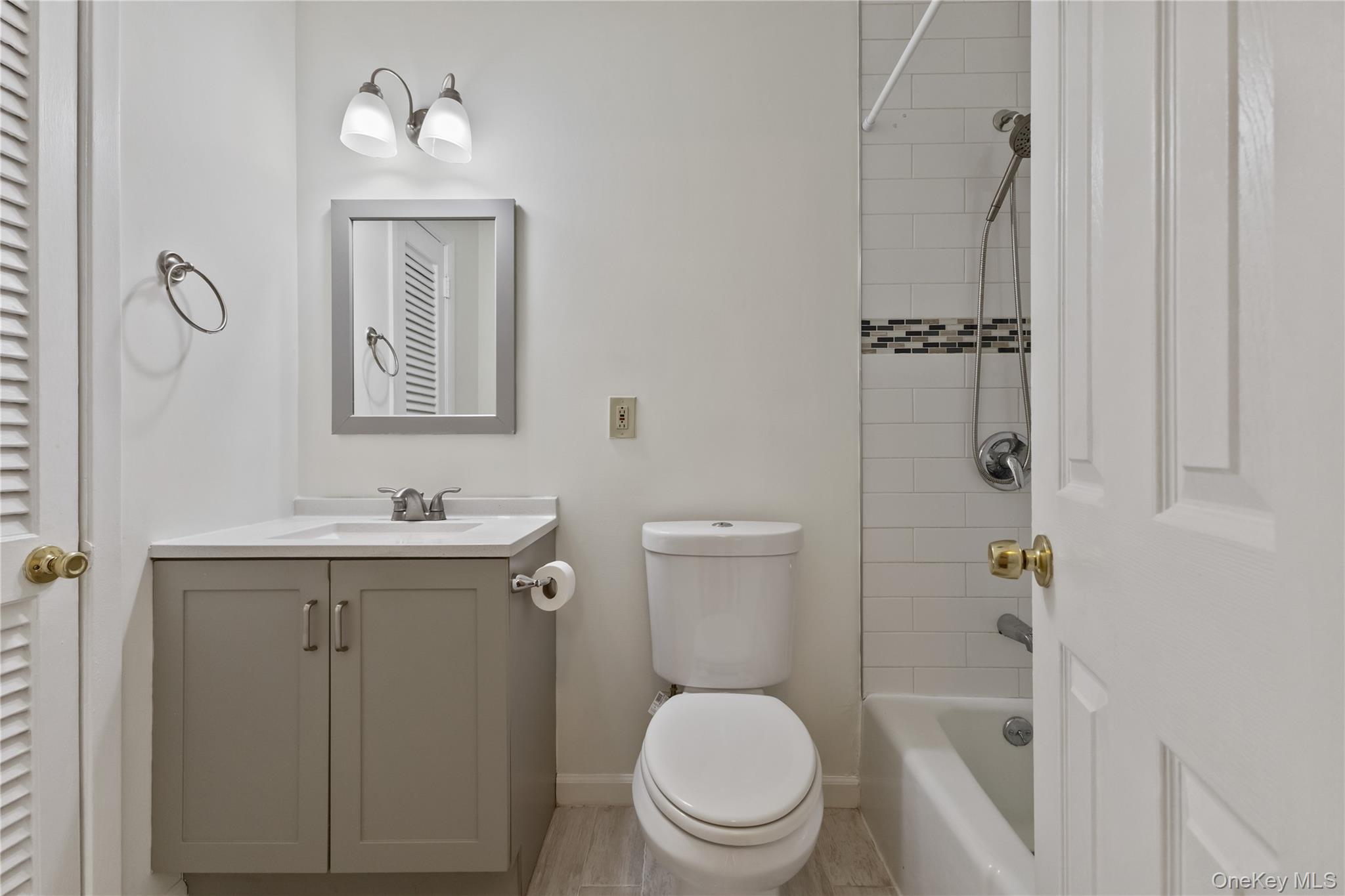 #17 photo, 8 N James Street, 纽约州 Peekskill , NY 10566