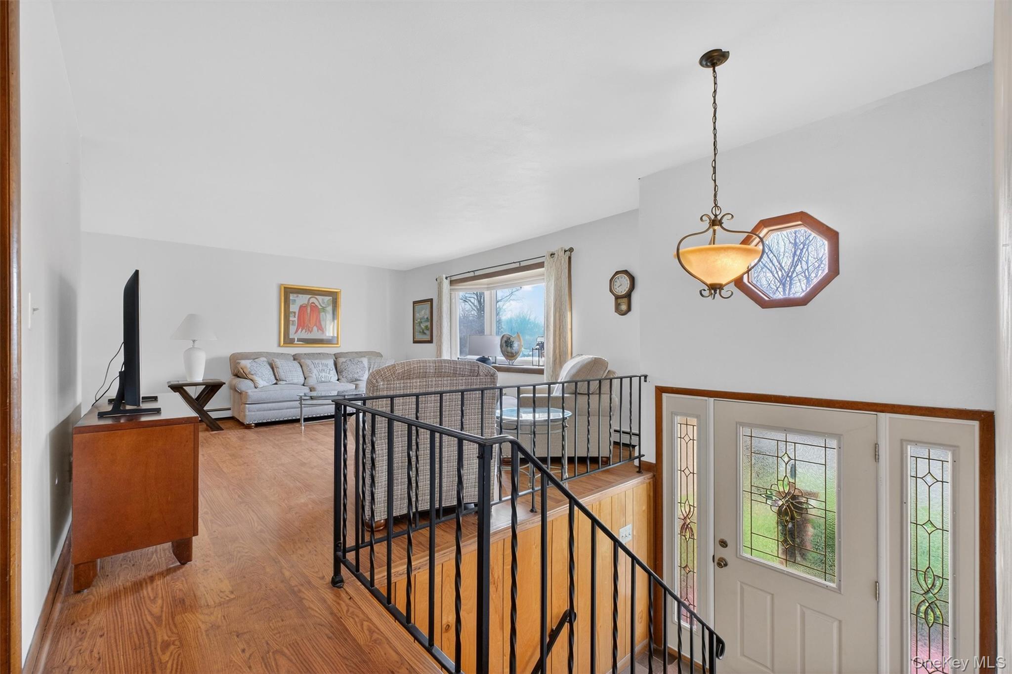 #2 photo, 12 Steinhaus Lane, 뉴욕주 Wappingers Falls , NY 12590