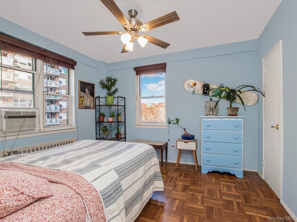 #6 photo, 3725 Henry Hudson Parkway, ब्रोंक्स Bronx , NY 10463