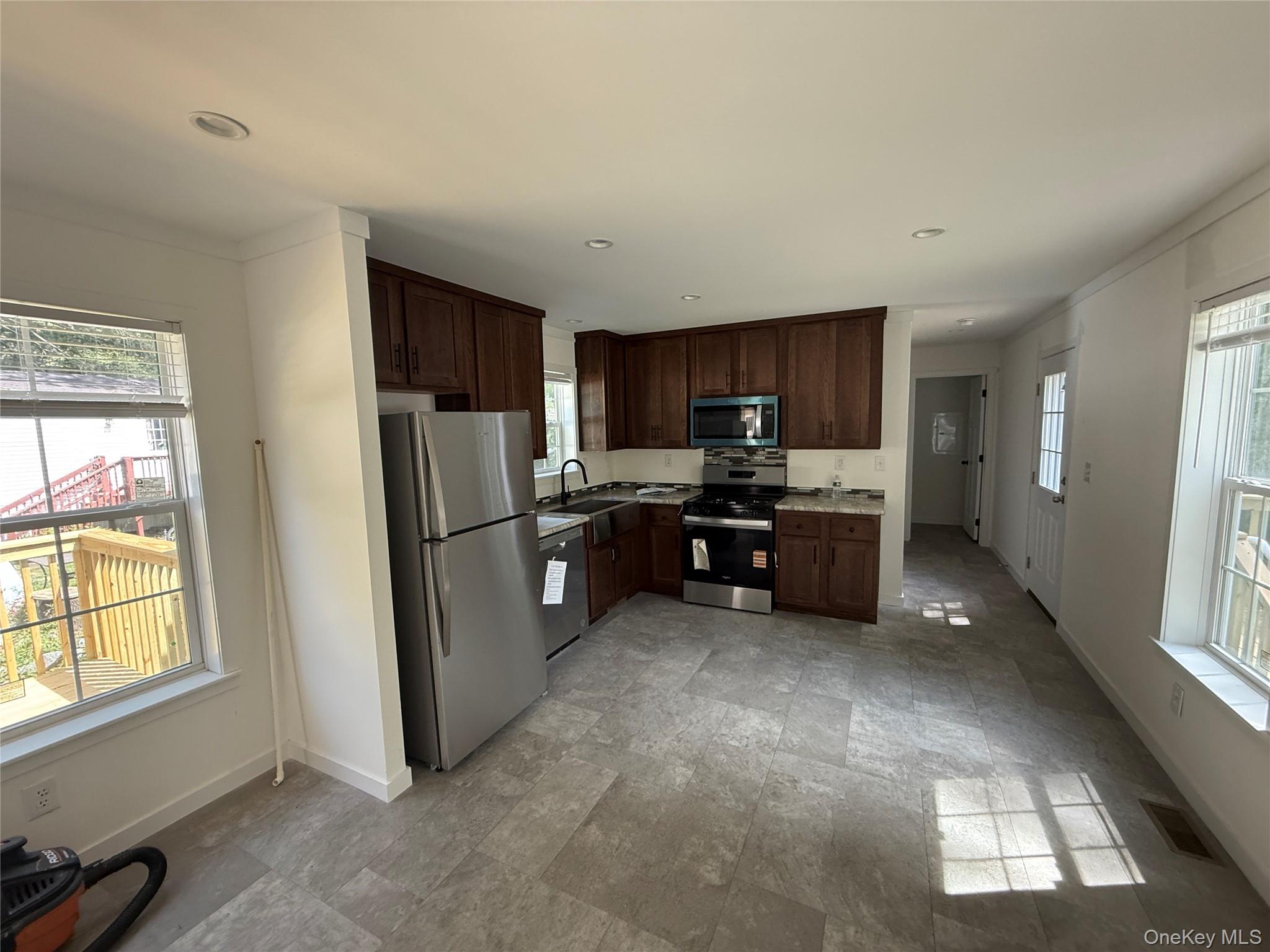 #7 photo, 367 Forest Park (aka William St) Street, 纽约州 Wallkill , NY 12589