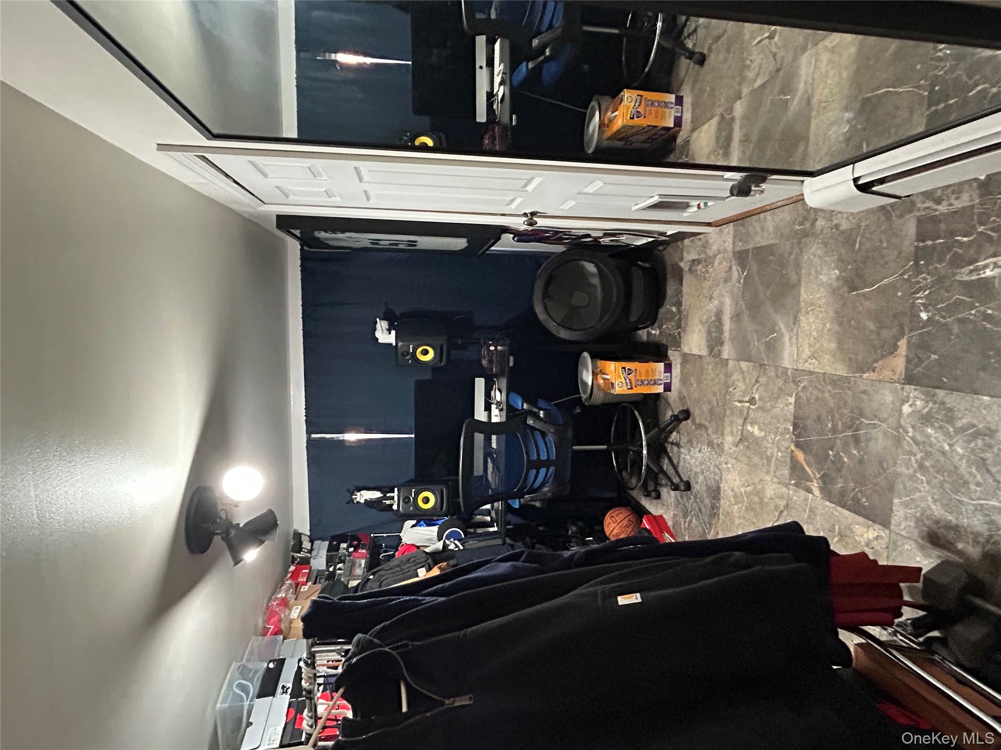 #12 photo, 1039 Calhoun Avenue, 브롱크스 Bronx , NY 10465