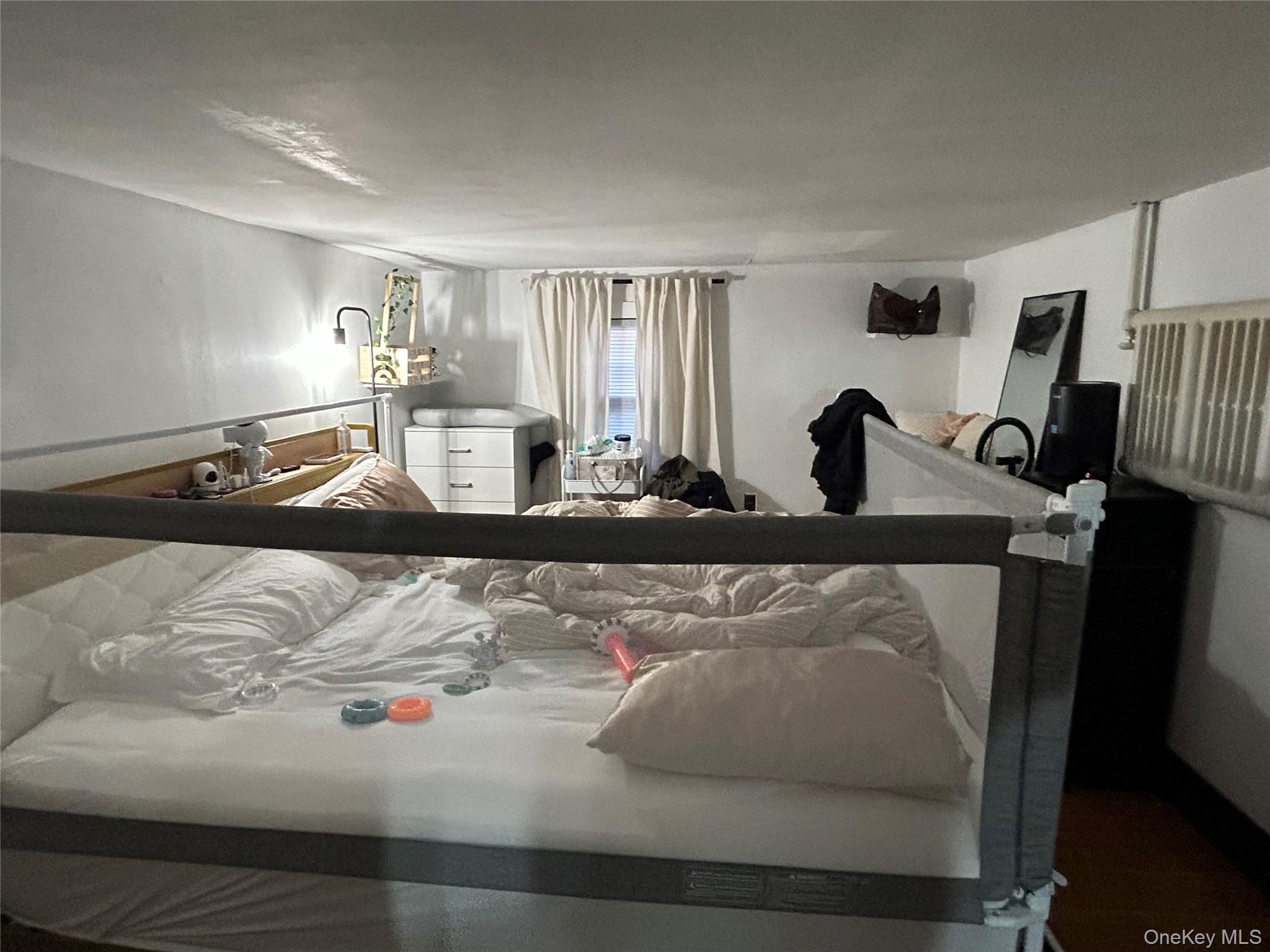 #13 photo, 1039 Calhoun Avenue, 브롱크스 Bronx , NY 10465