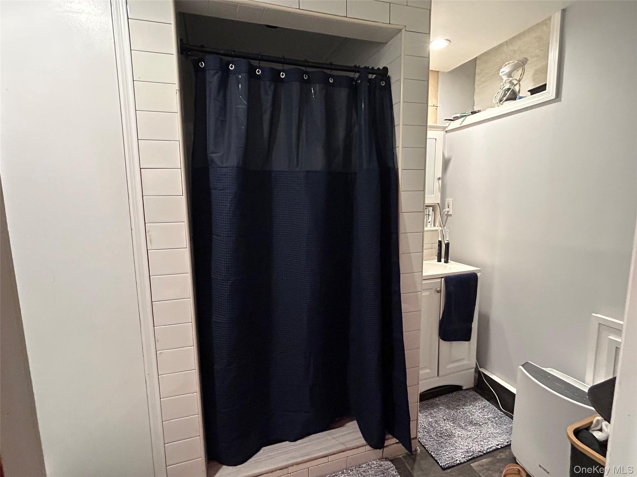 #15 photo, 1039 Calhoun Avenue, 브롱크스 Bronx , NY 10465