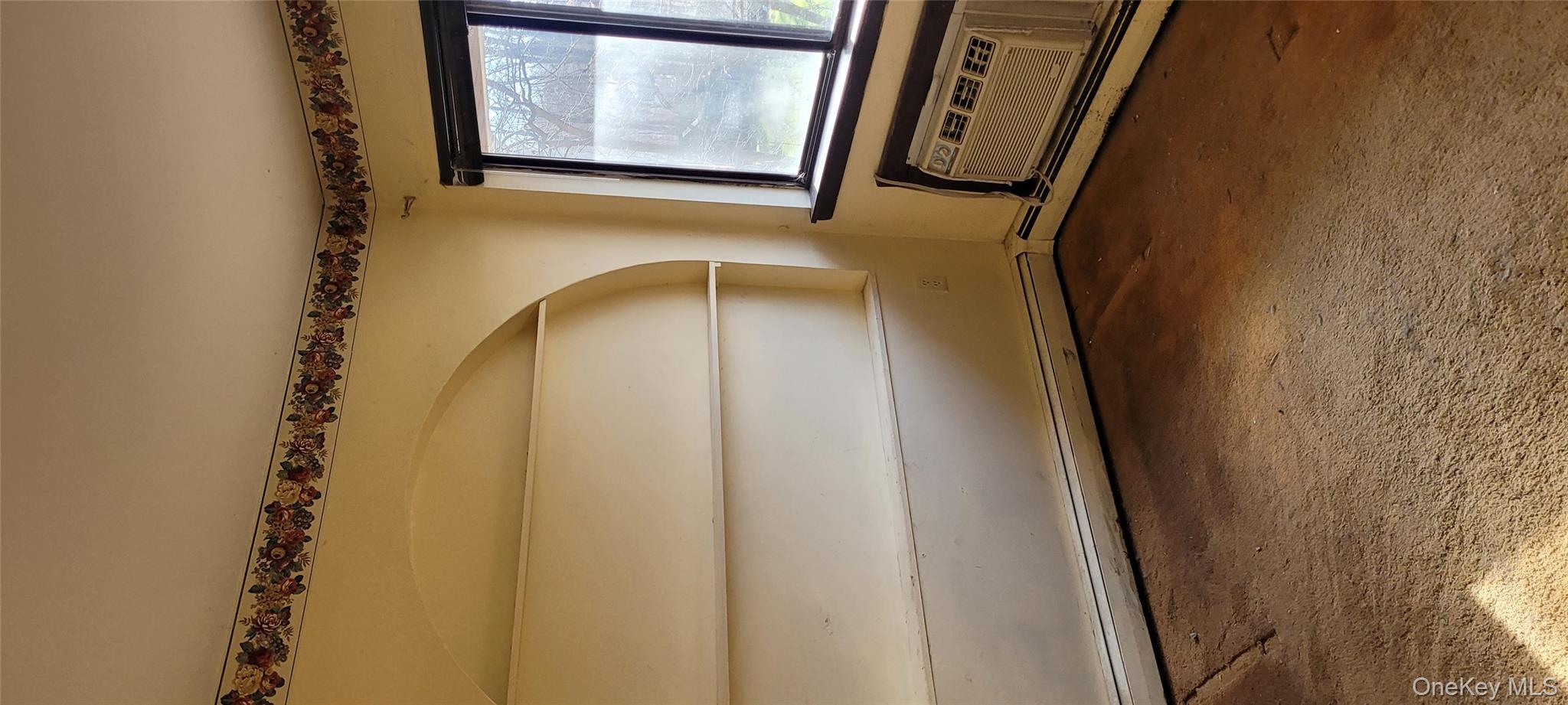 #18 photo, 18 Kent Road, 뉴욕주 Wappingers Falls , NY 12590