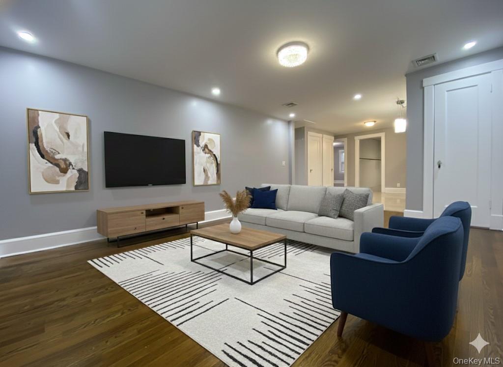 #2 photo, 27 Grand Boulevard, Scarsdale , NY 10583