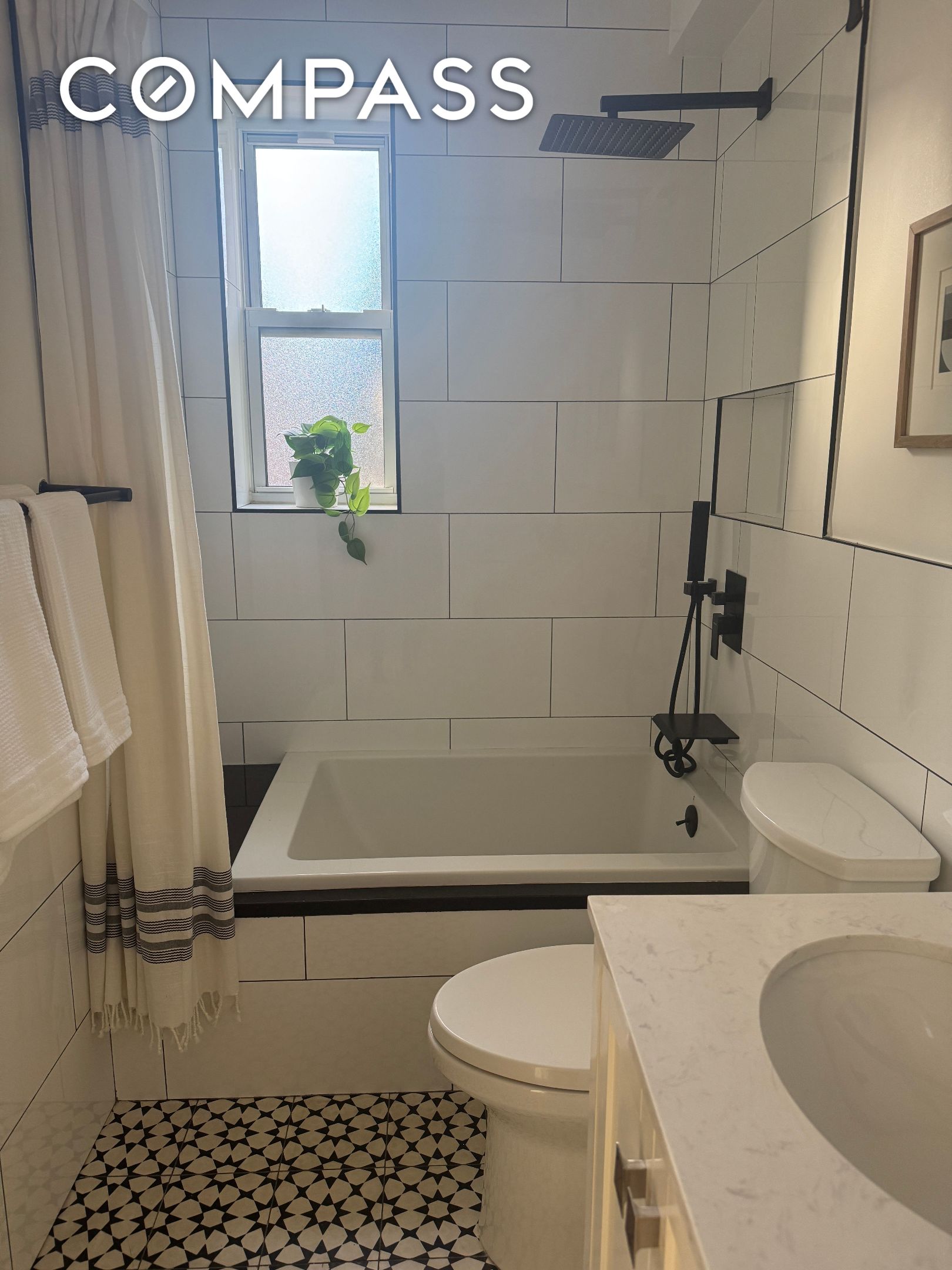 #7 photo, 280 Ocean Parkway, Kensington , NY 11218