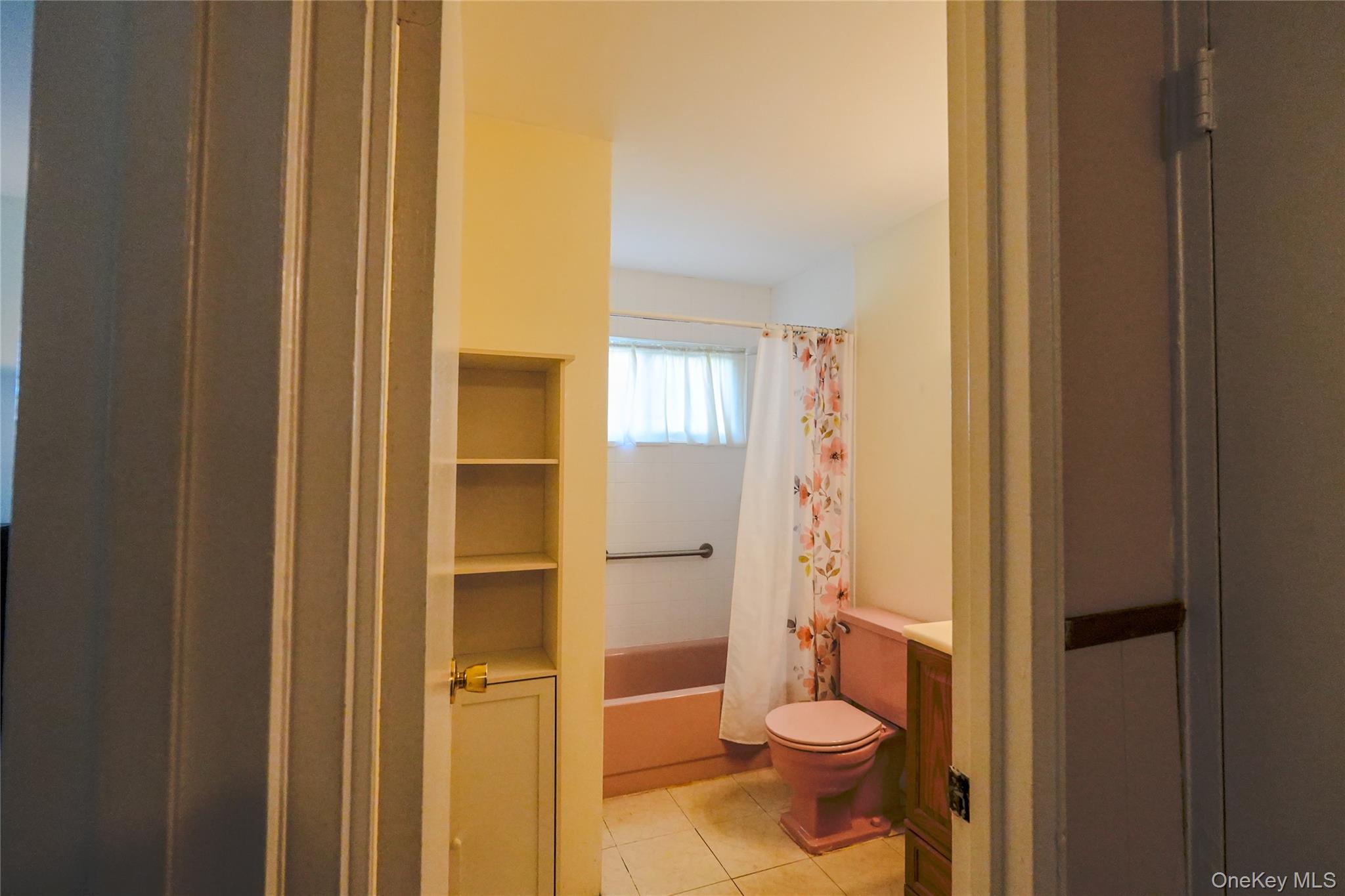 #17 photo, 170 Sugarwood Lane, מחוז סאפוק Central Islip , NY 11722