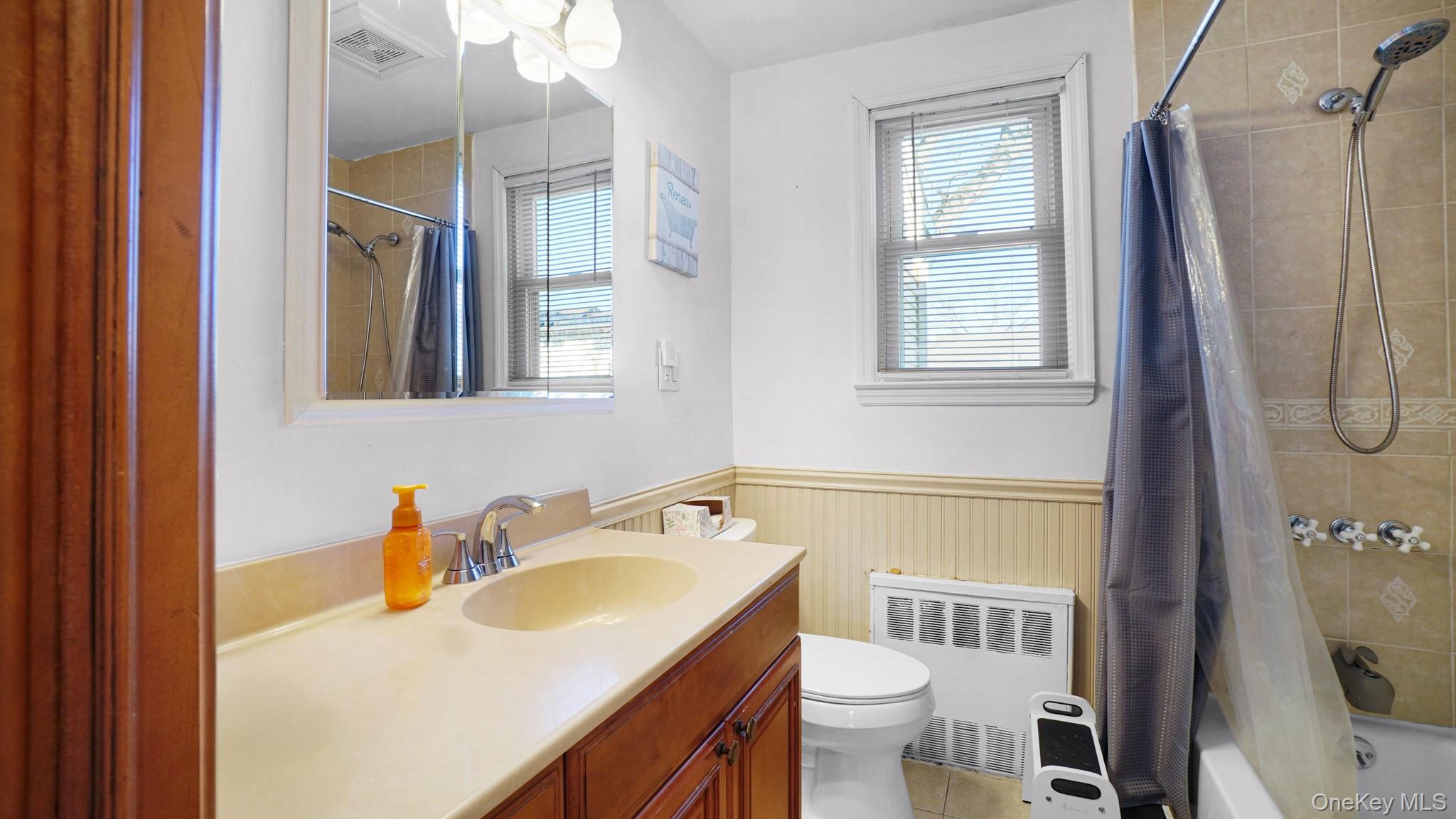 #14 photo, 197 W 5th Street, Deer Park , NY 11729