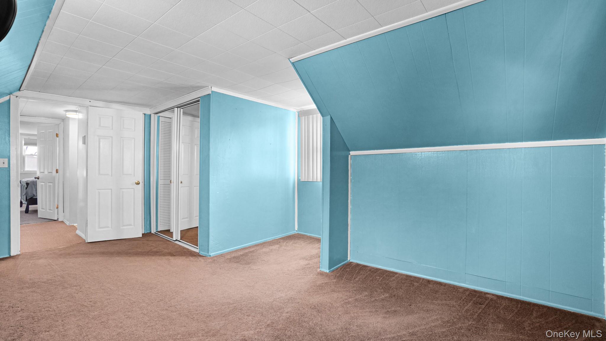 #17 photo, 197 W 5th Street, Deer Park , NY 11729