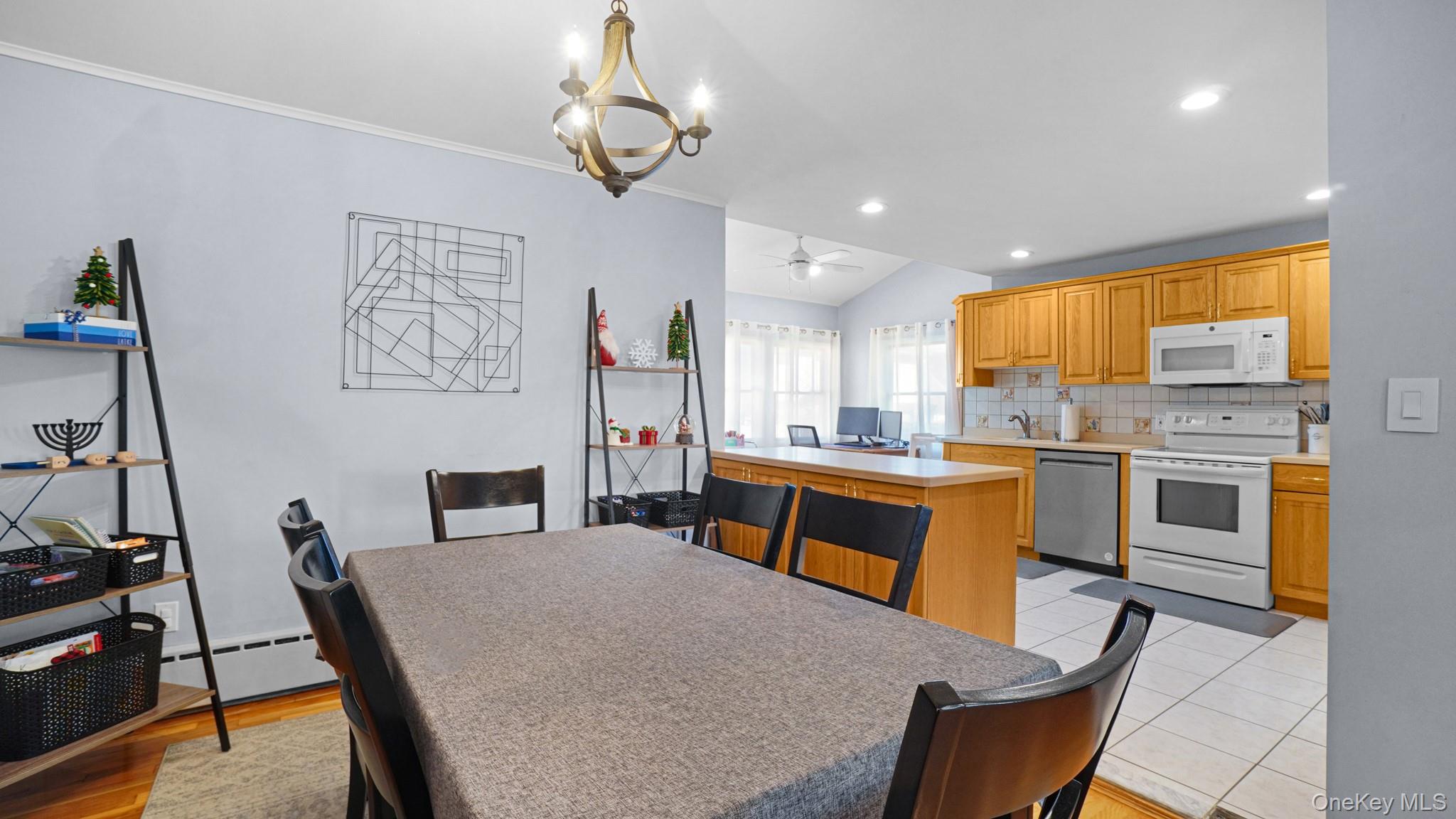 #7 photo, 197 W 5th Street, Deer Park , NY 11729