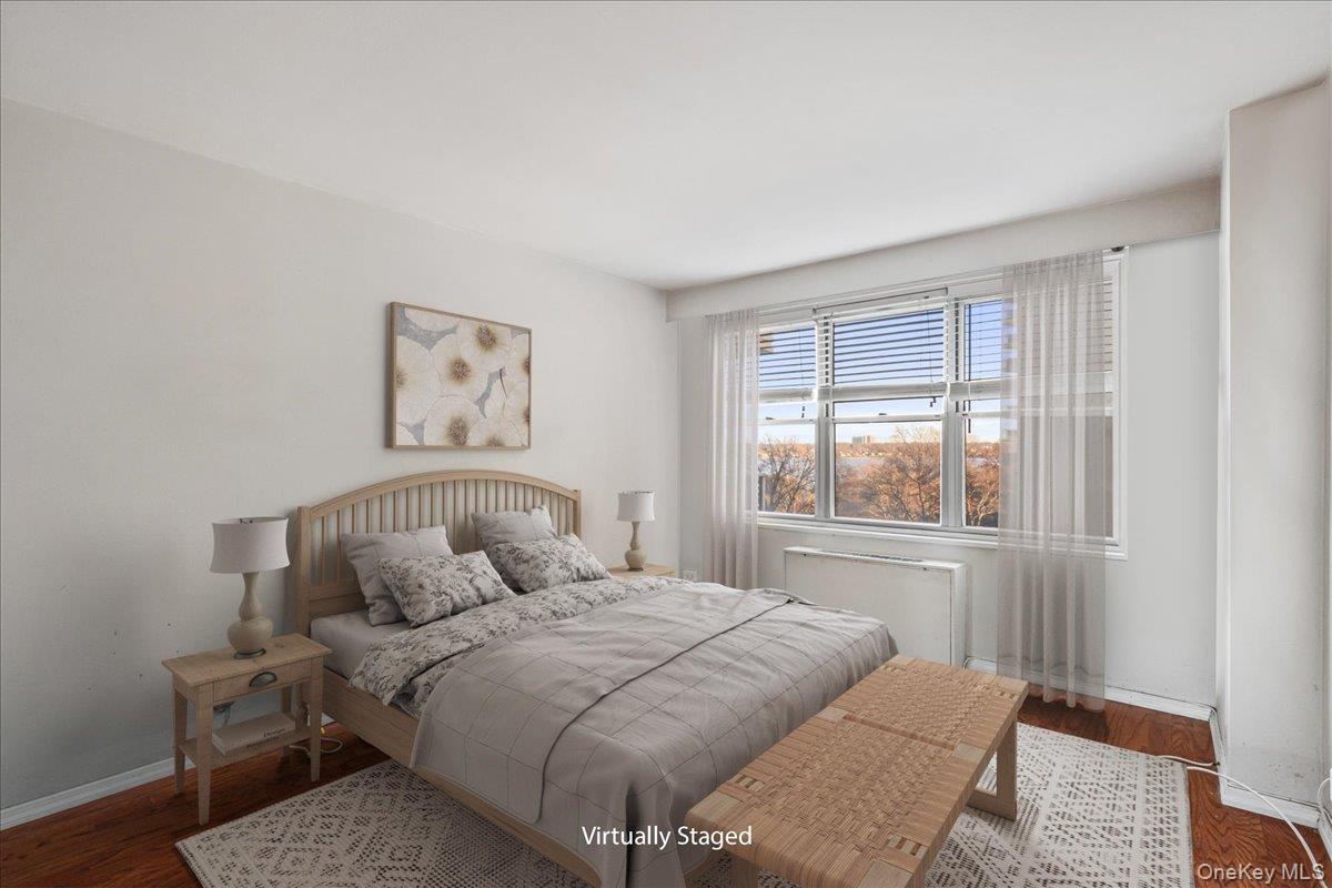 #9 photo, 17-85 215 Street, Куинс ‖ Bayside , NY 11360