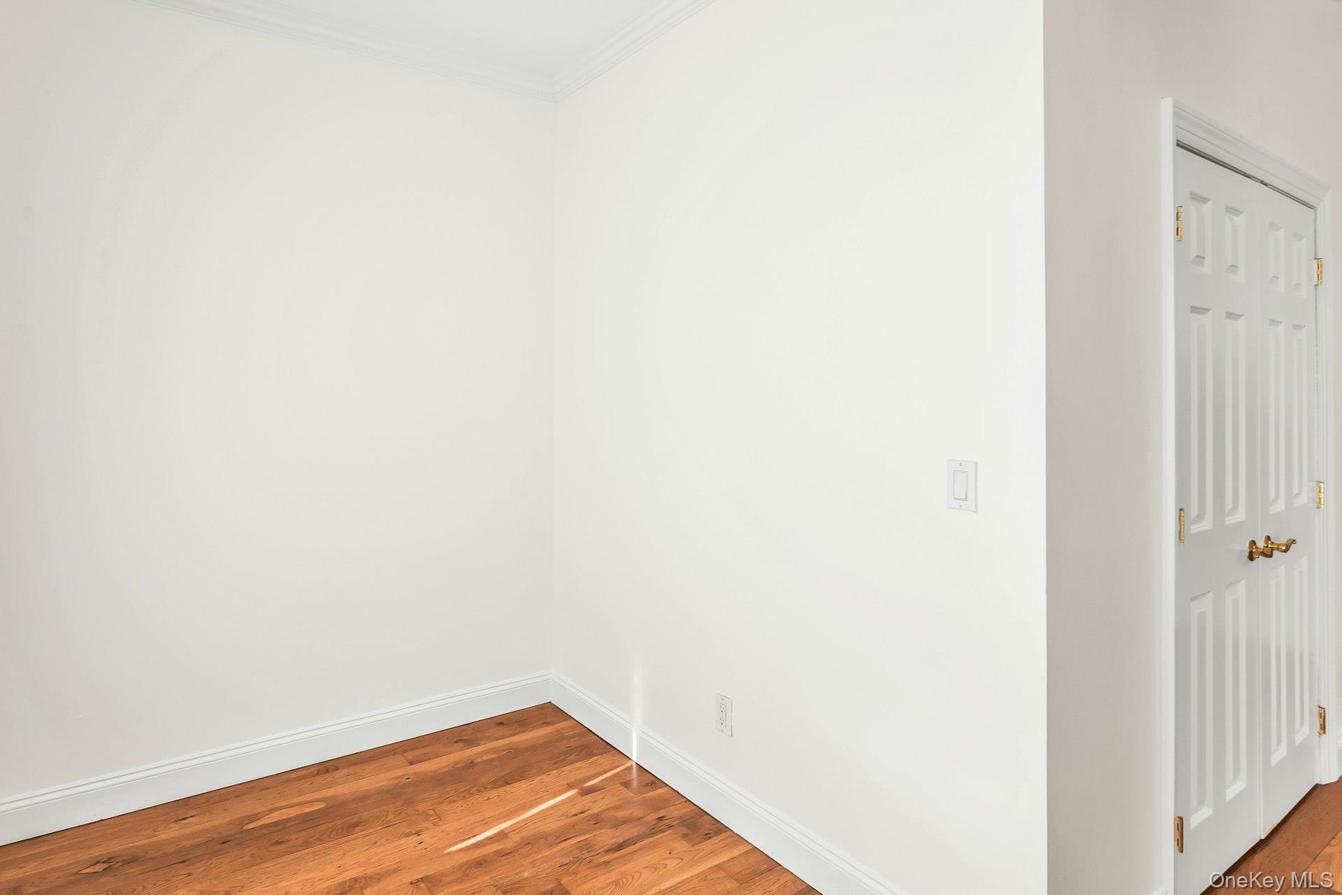 #8 photo, 986 Madeira Boulevard, সাফোক কাউন্টি Melville , NY 11747