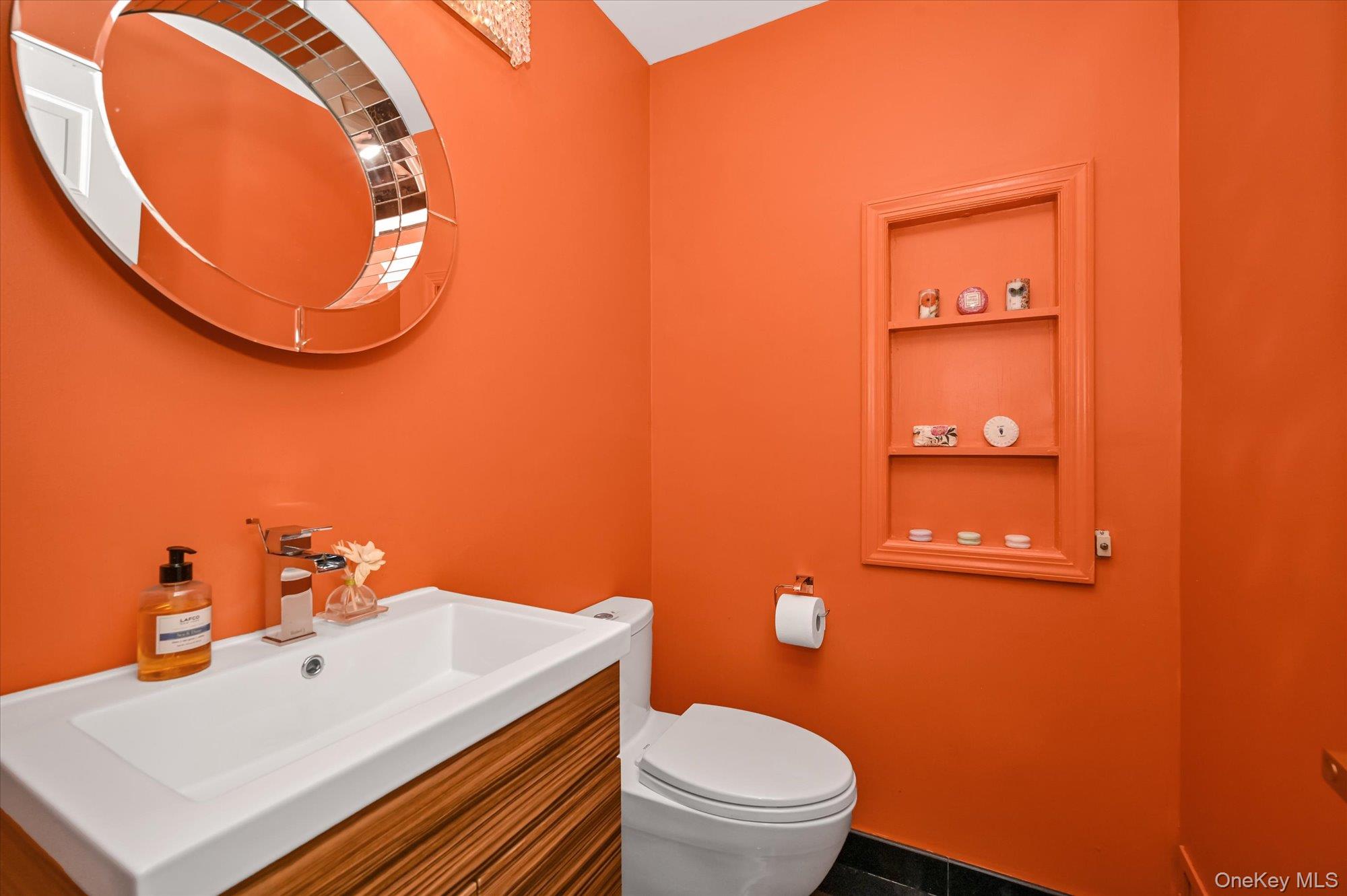 #14 photo, 135-34 78th Drive, קווינס Kew Garden Hills , NY 11367