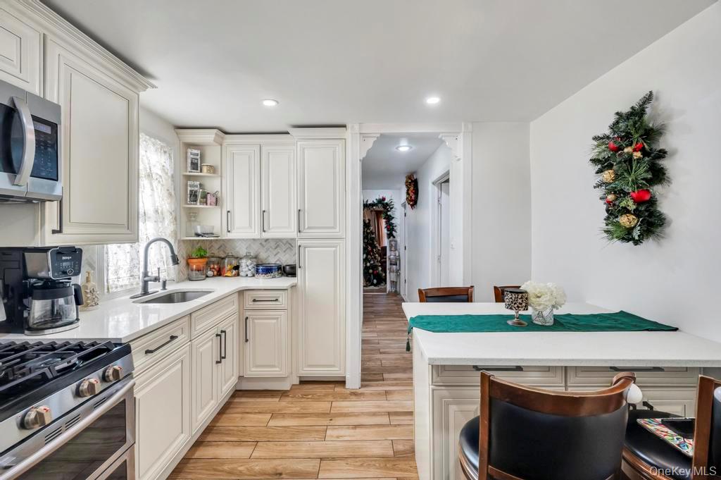 #9 photo, 69 Butler Boulevard, מחוז נסאו Elmont , NY 11003