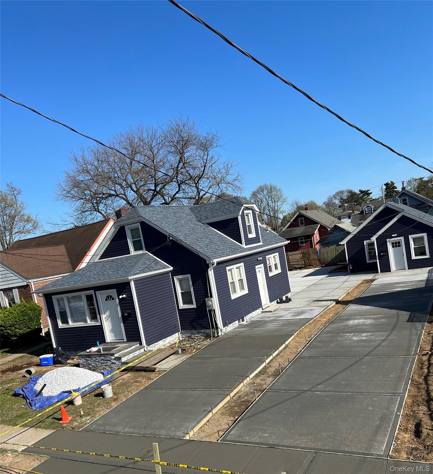 #2 photo, 62 E Greenwich Avenue, नासाउ काउंटी Roosevelt , NY 11575