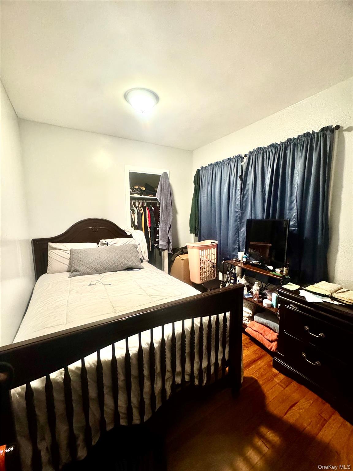 #5 photo, 62 E Greenwich Avenue, नासाउ काउंटी Roosevelt , NY 11575