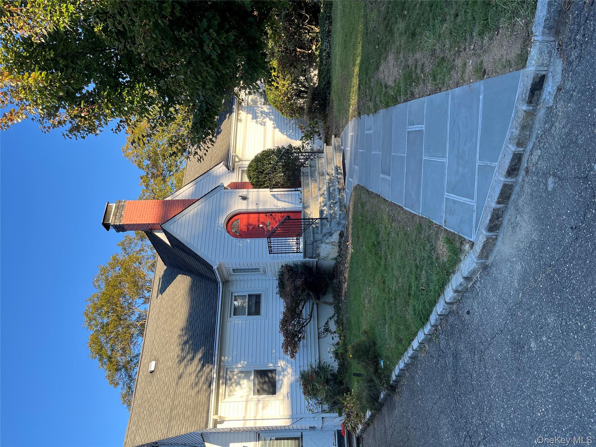 #1 photo, 7 Floyd Place, East Norwich , NY 11732