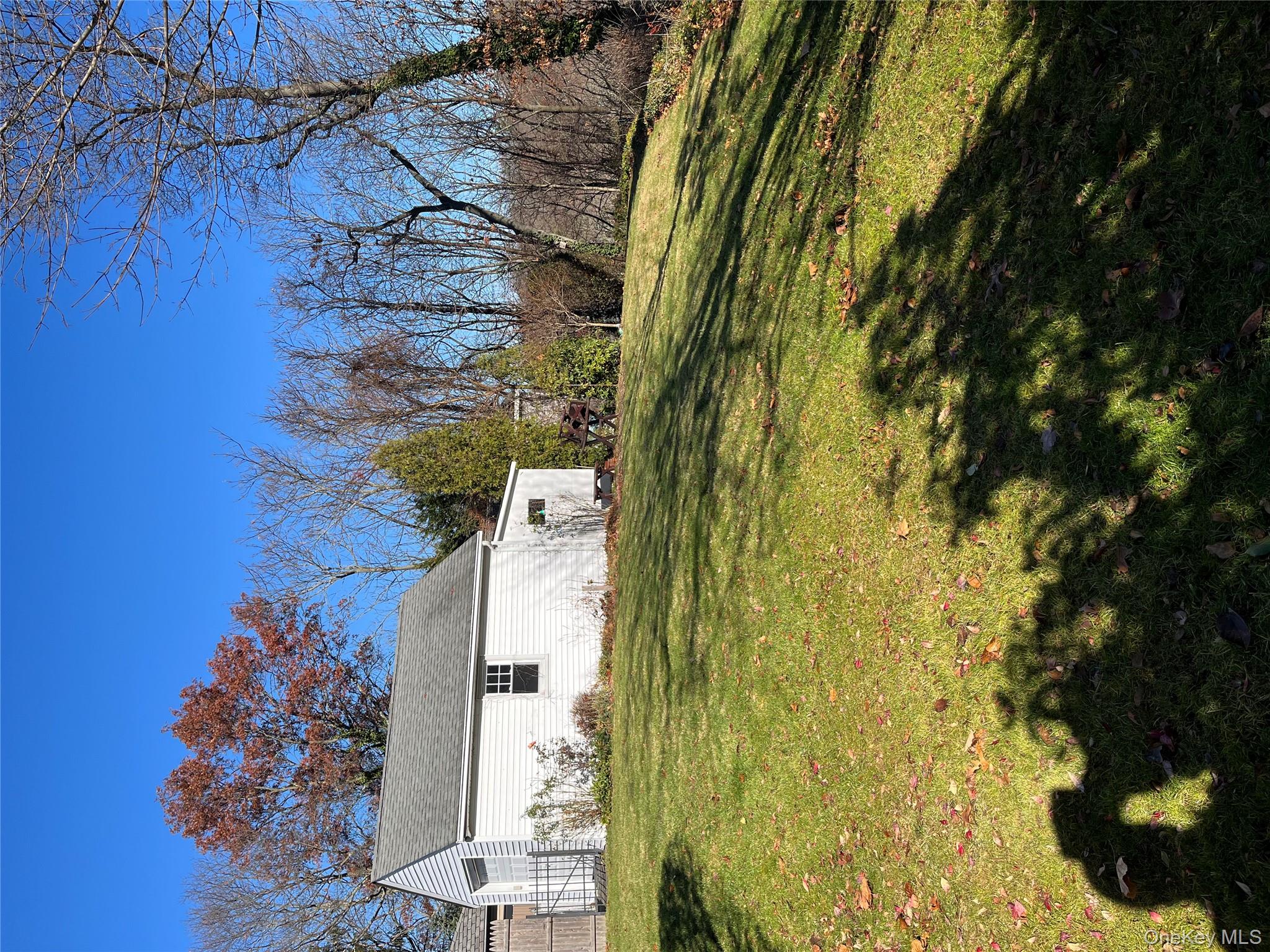 #17 photo, 7 Floyd Place, East Norwich , NY 11732