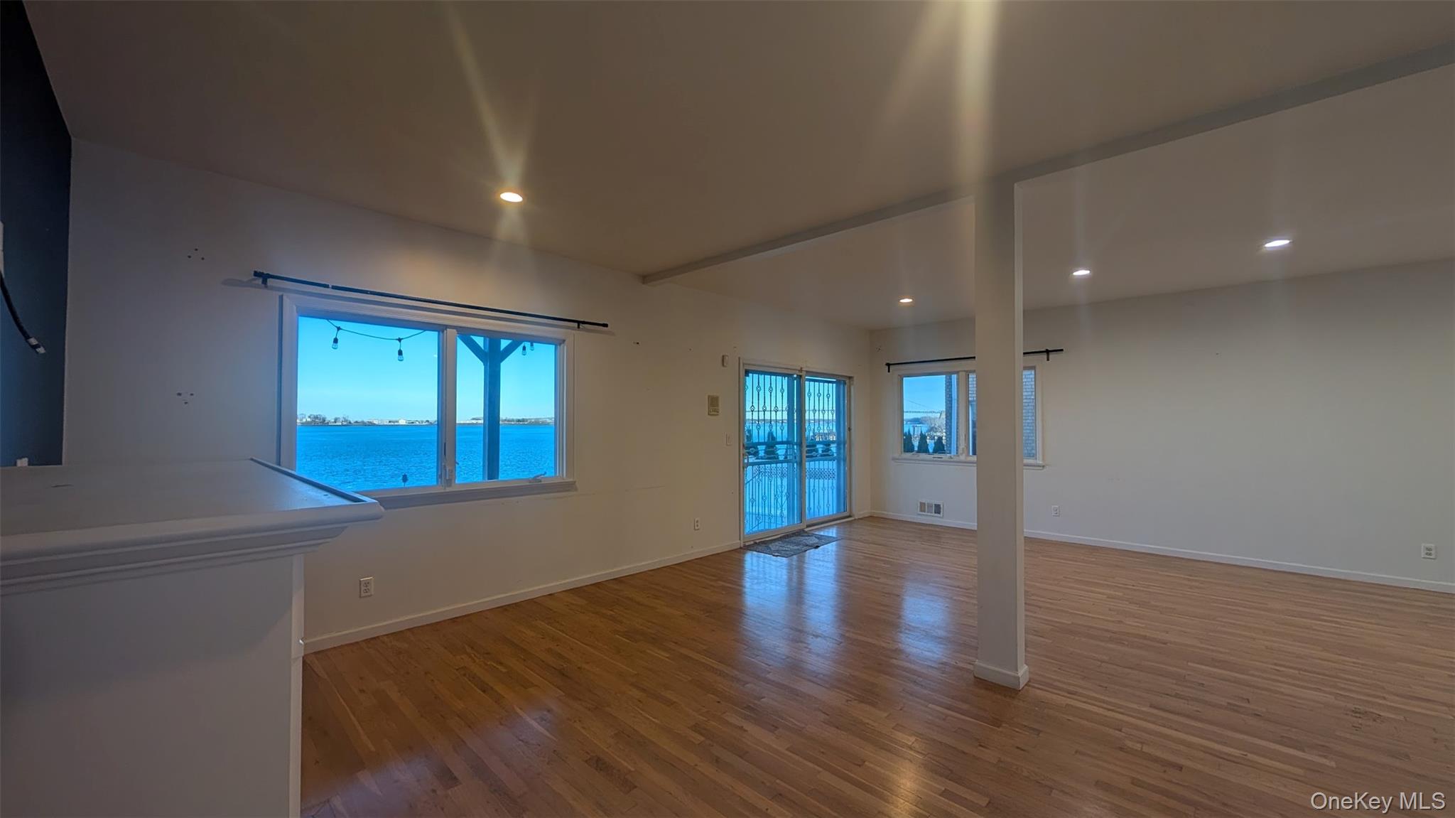 #19 photo, 15095 Powells Cove Boulevard, 皇后区 白石镇 Whitestone , NY 11357