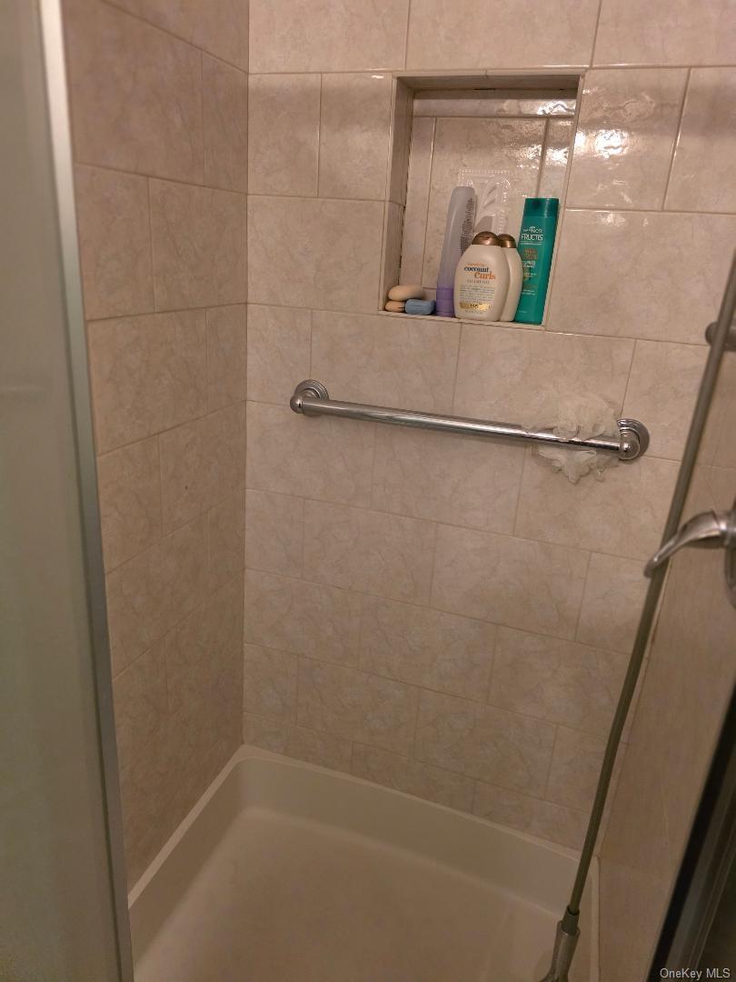 #15 photo, 504 Gotham Court, 롱 아일랜드 Saint James , NY 11780