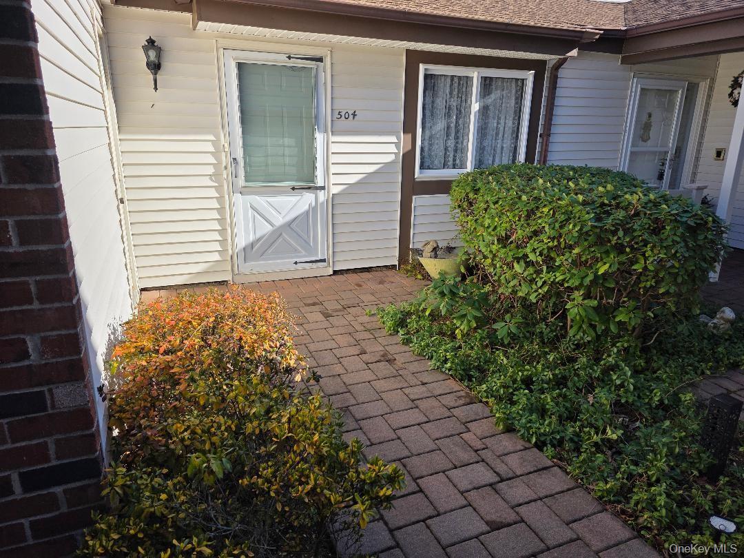 #9 photo, 504 Gotham Court, 롱 아일랜드 Saint James , NY 11780