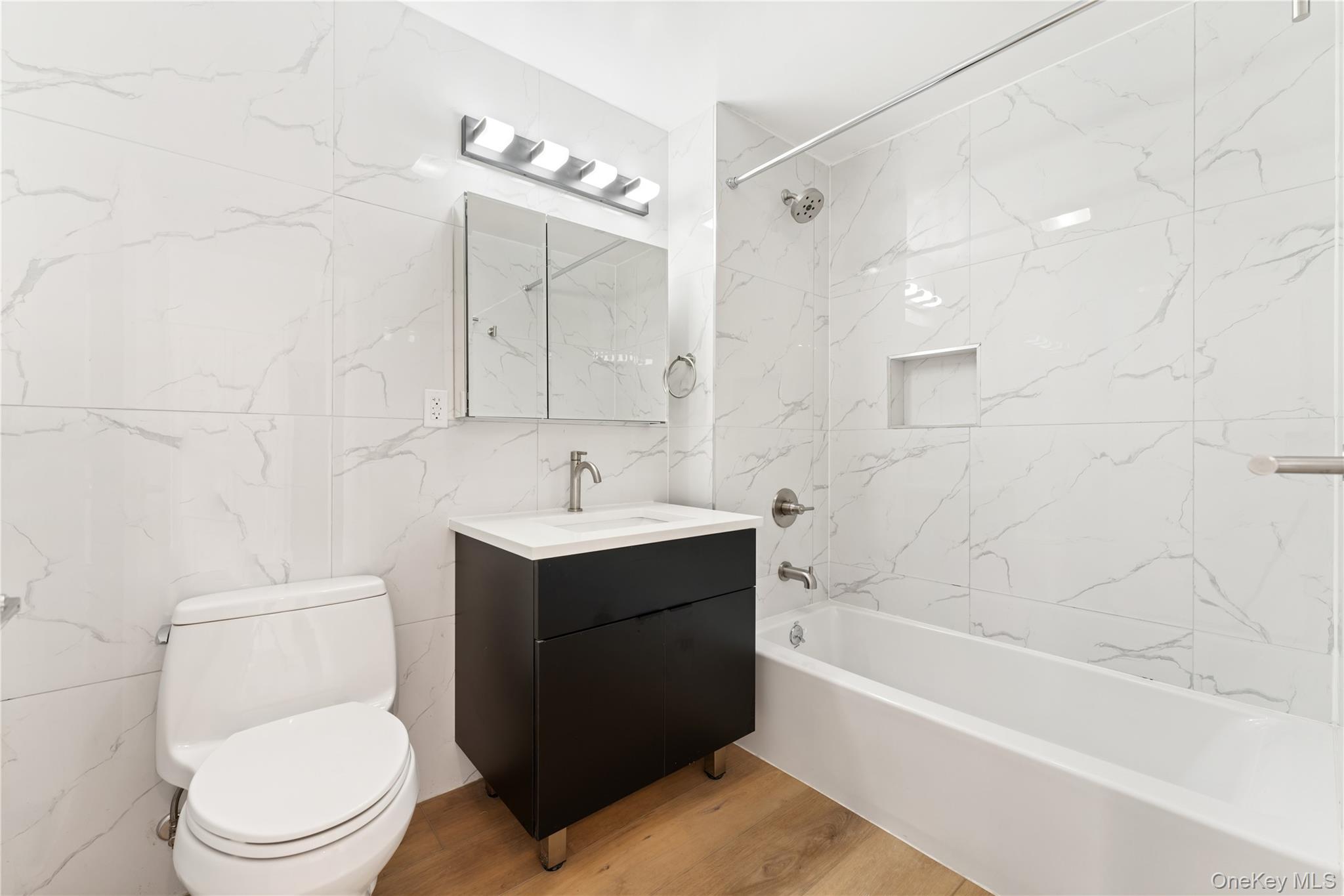 #7 photo, 901 60th Street, ब्रुकलीन Brooklyn , NY 11219