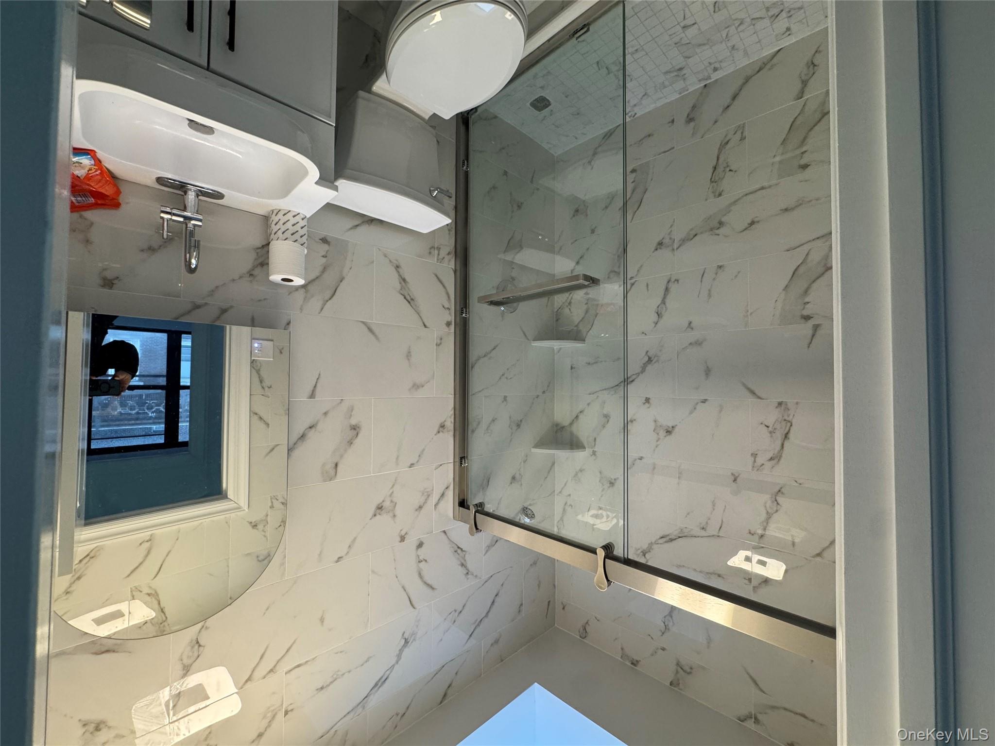 #3 photo, 102-01 Northern Boulevard, Corona , NY 11368